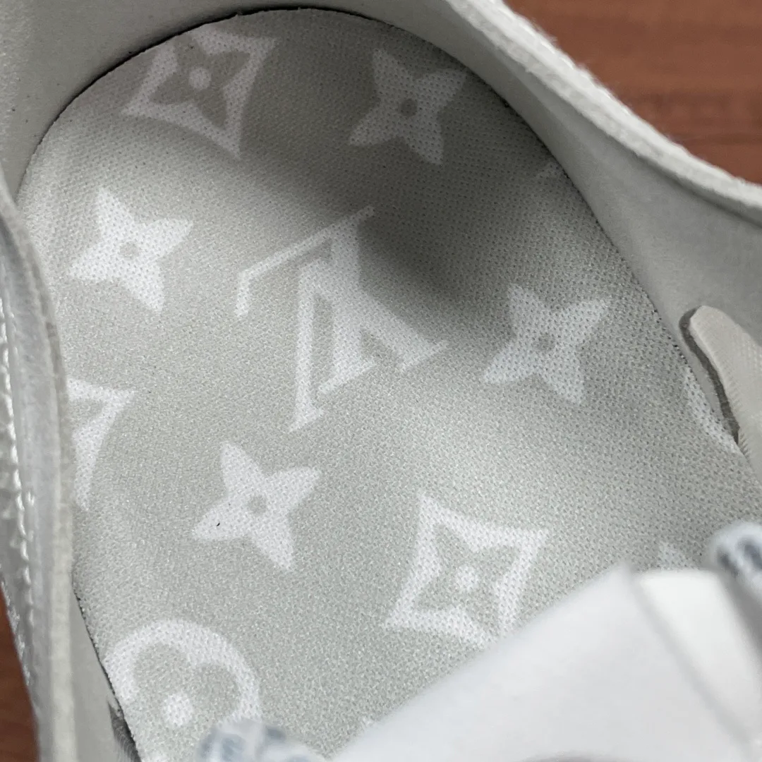 Кроссовки Мужские Louis Vuitton 17307265