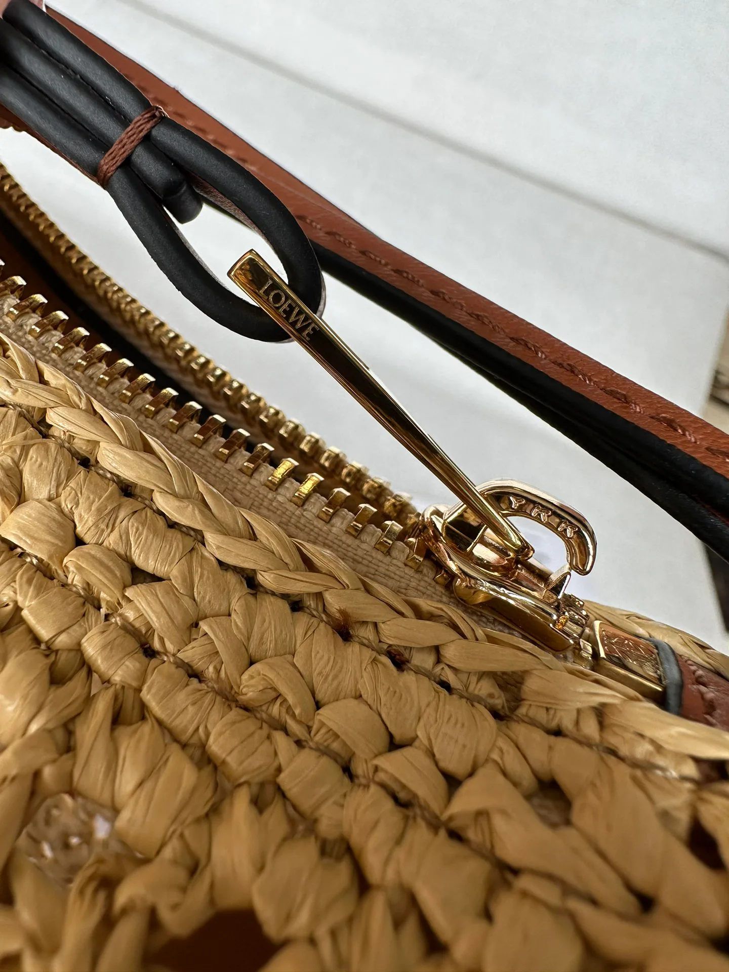 Классические Сумки Женские Loewe 13463708