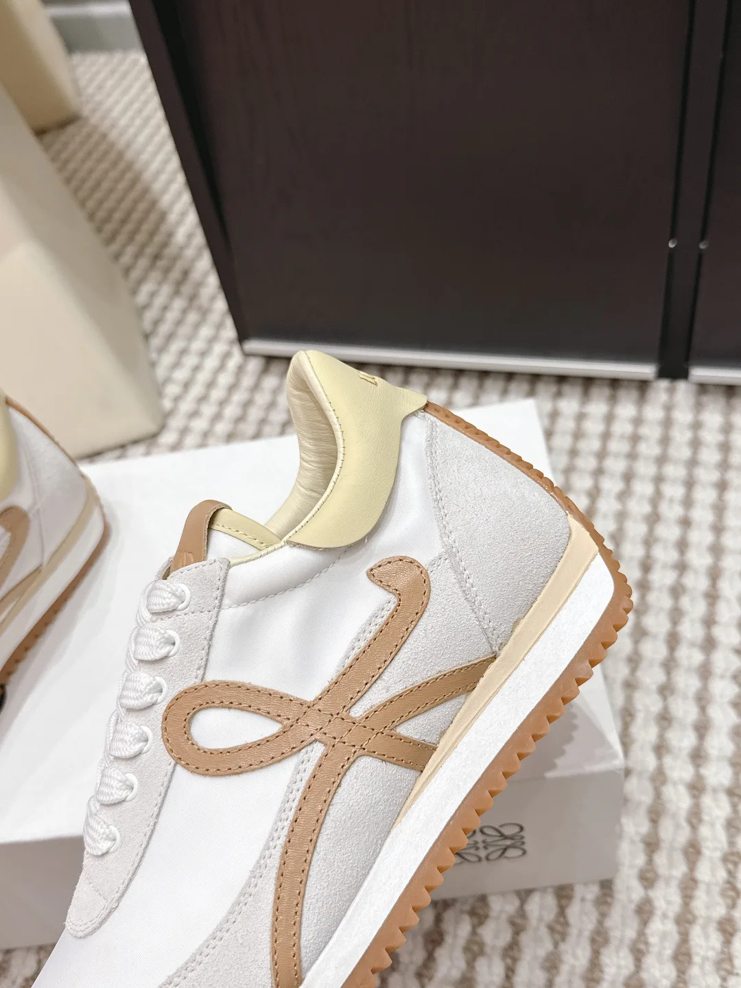 Кроссовки Женские Loewe 1866754