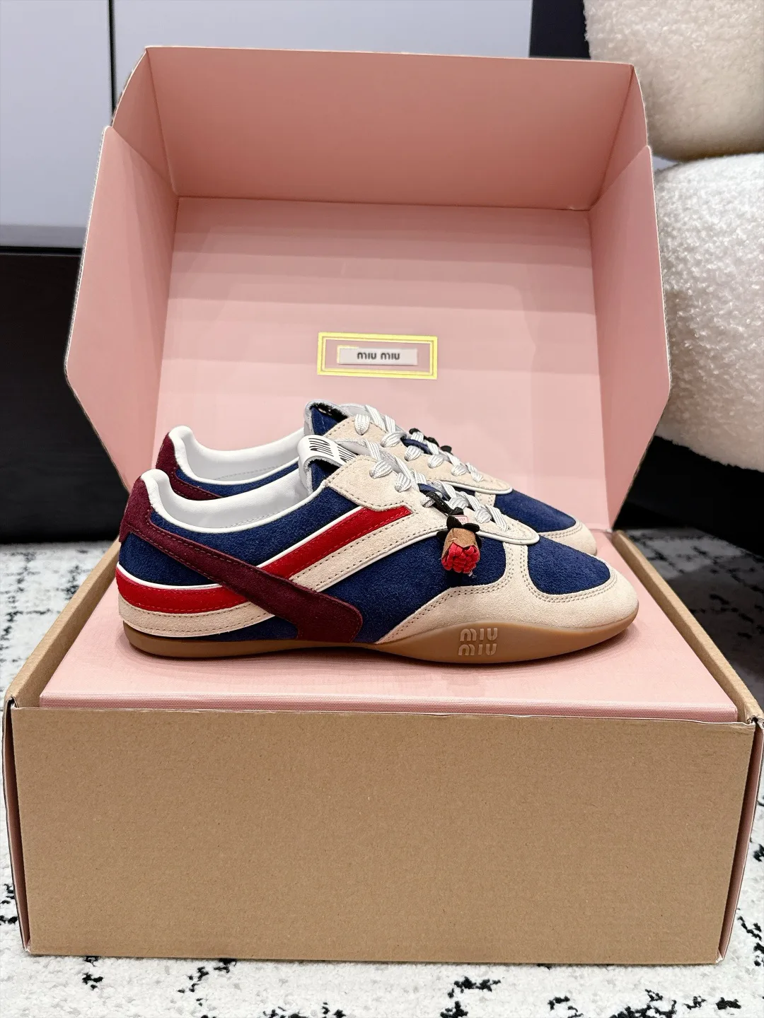 Кроссовки Женские Miu Miu 18505447