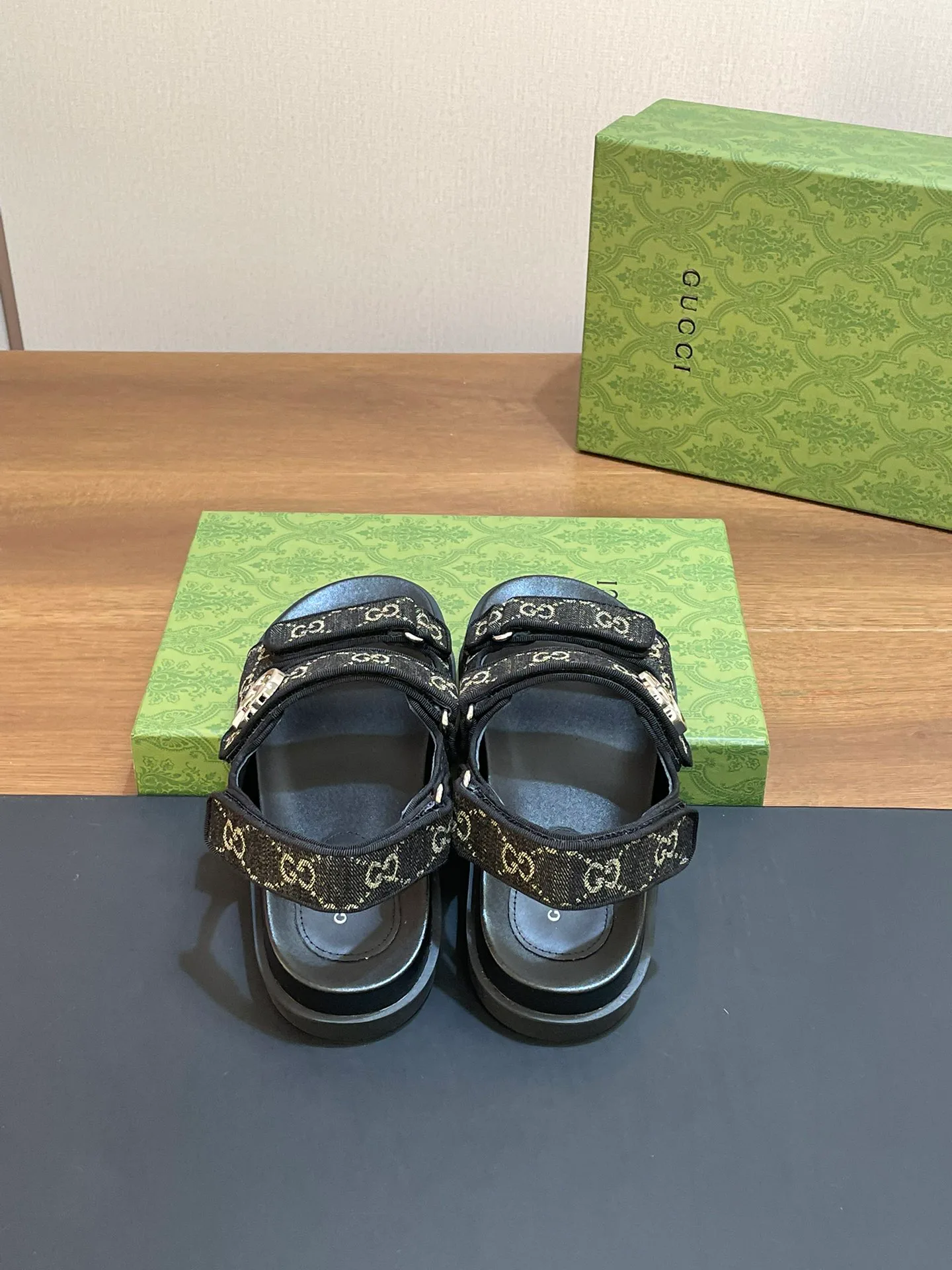 Сандалии Женские Gucci 21088