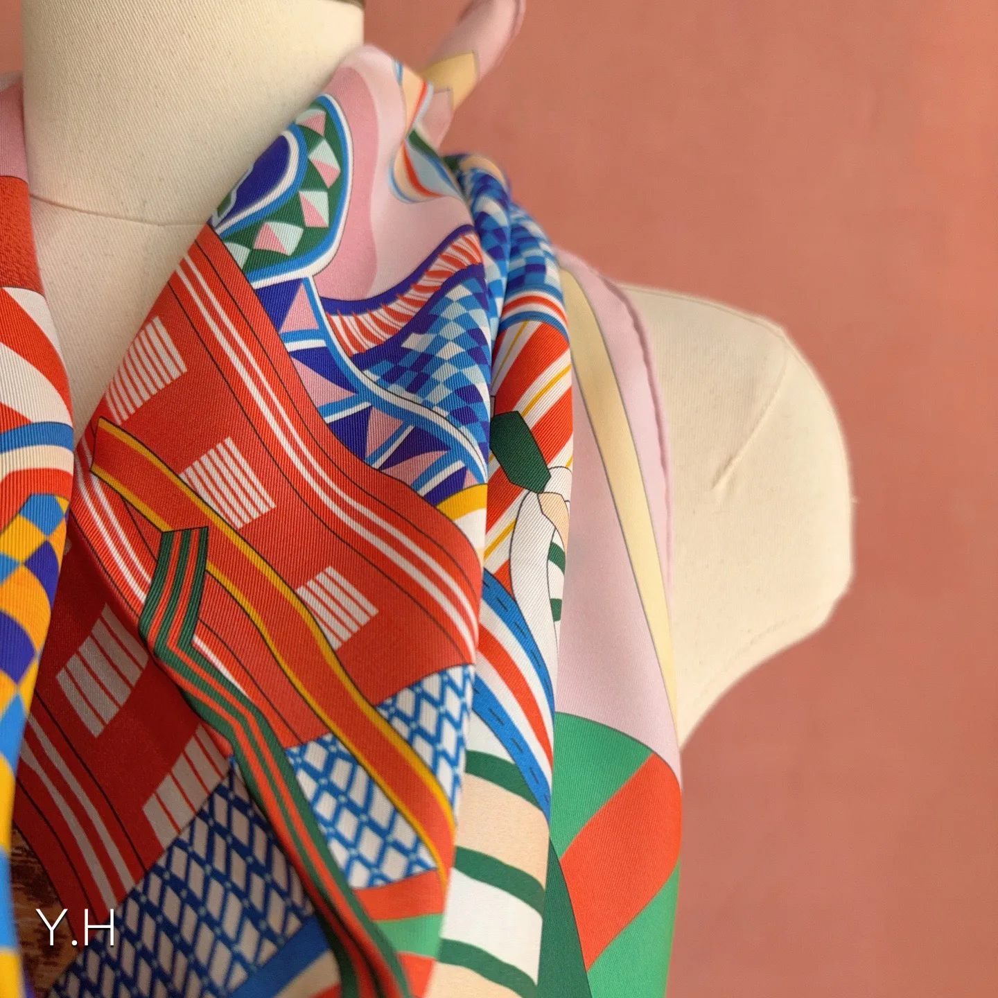 Платки Gucci 11583544