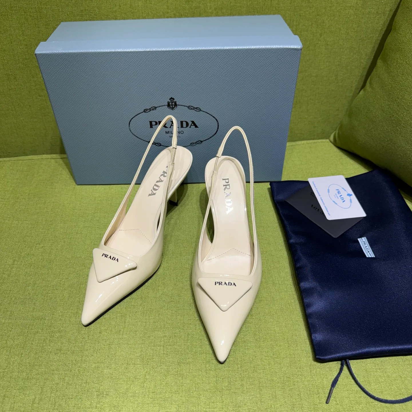 Туфли Женские Prada 10481102