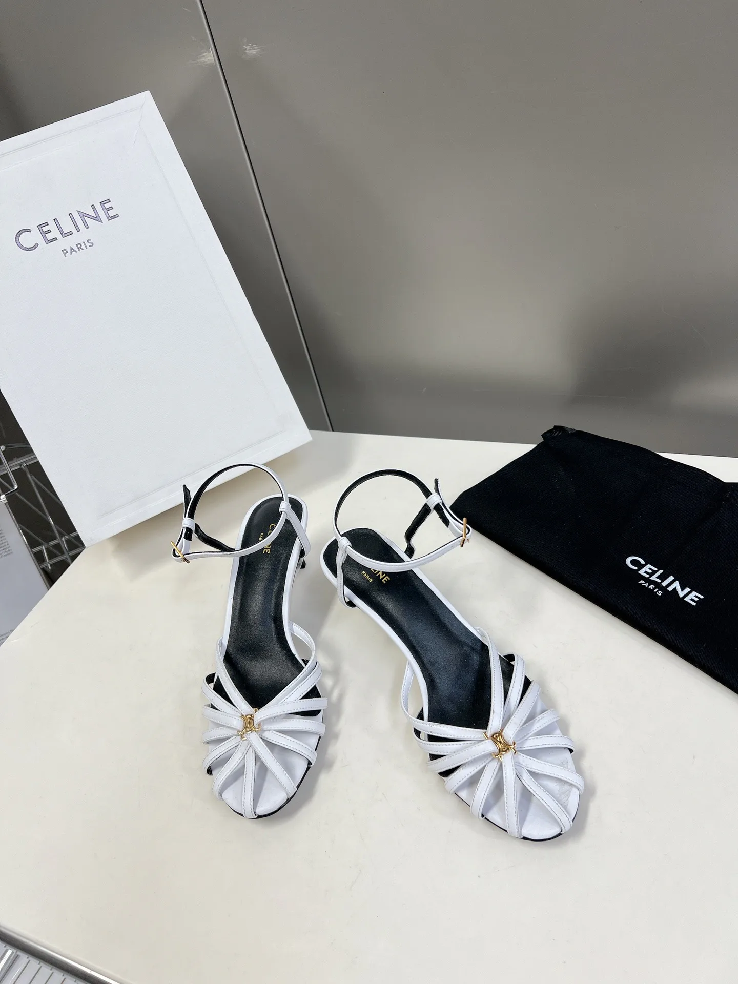 Босоножки Женские Celine 13581769