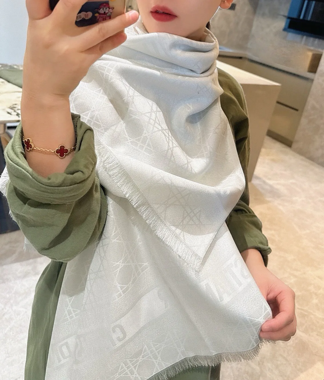 Шарфы Christian Dior 17495676