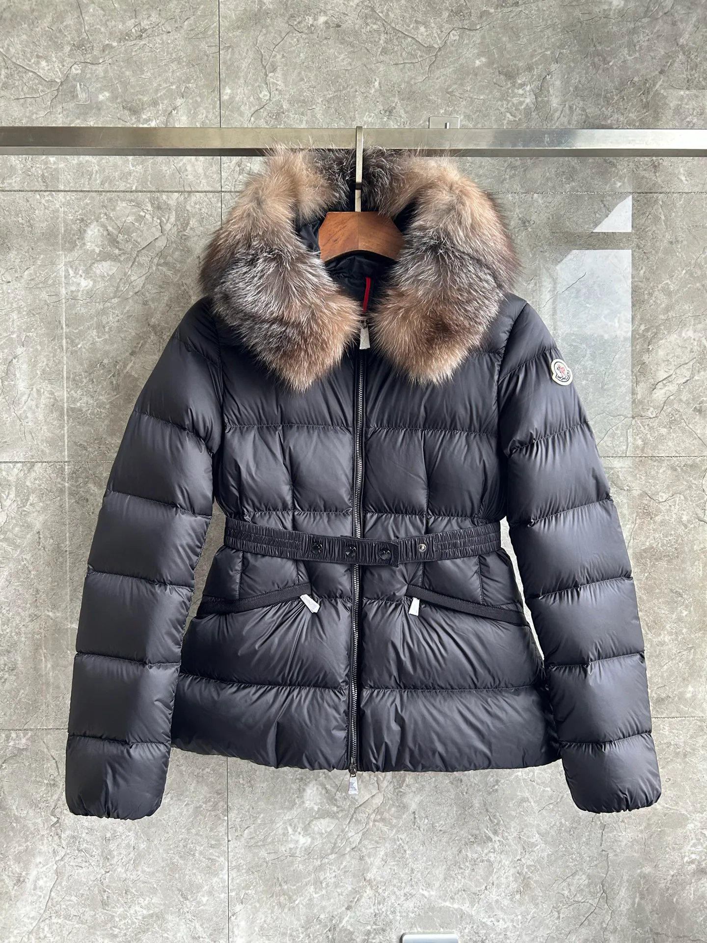 Куртки И Пуховики Женские Moncler 19462679