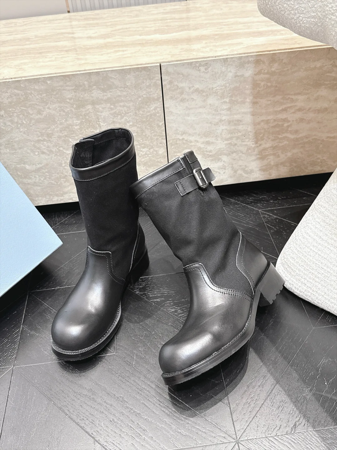 Ботинки Женские Prada 18025732