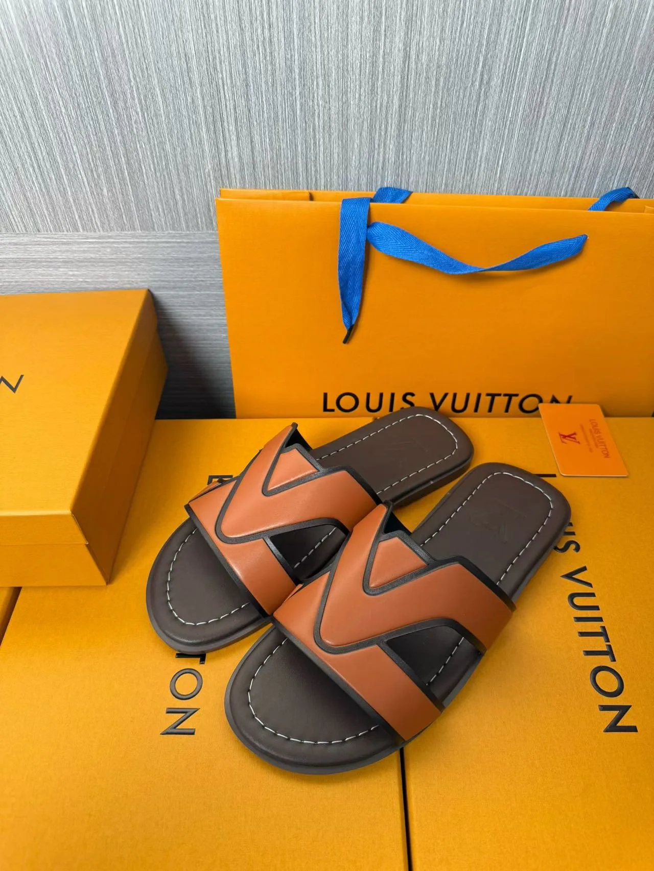 Шлепанцы Мужские Louis Vuitton 1310620