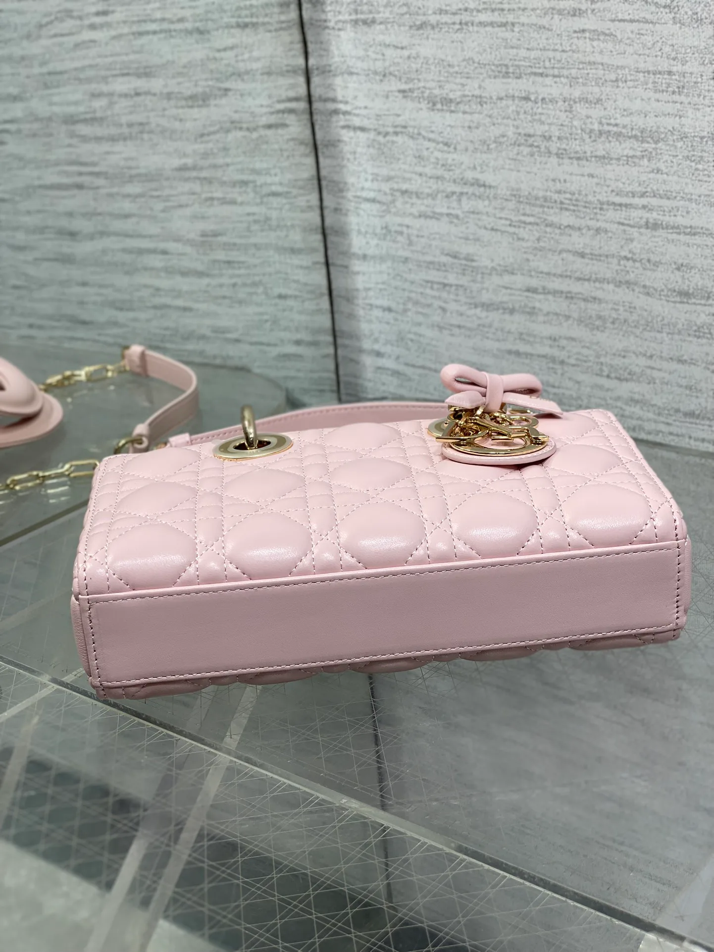 Классические Сумки Женские Christian Dior 11685164