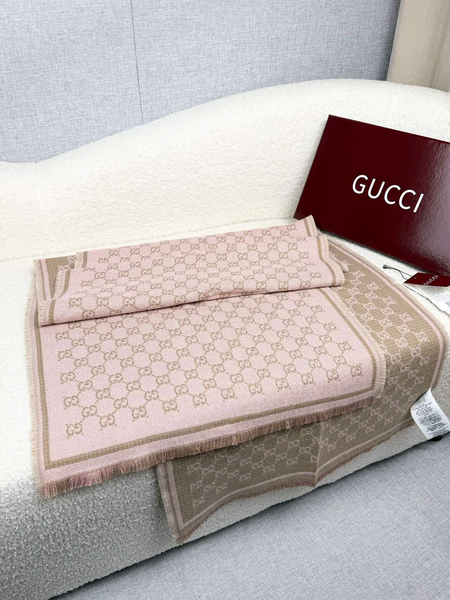 Шарфы Gucci 205926