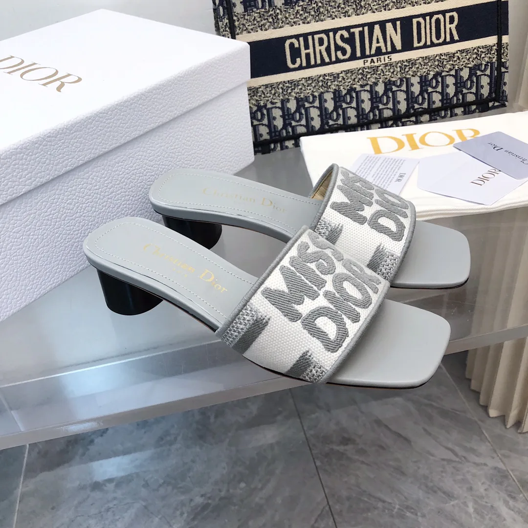Босоножки Женские Christian Dior 18633982