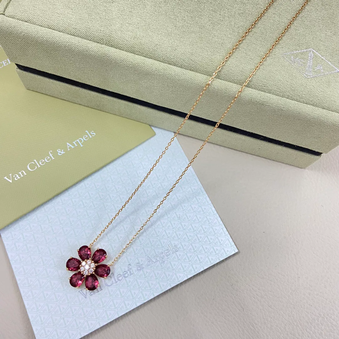 Бижутерия Van Cleef & Arpels 11704556