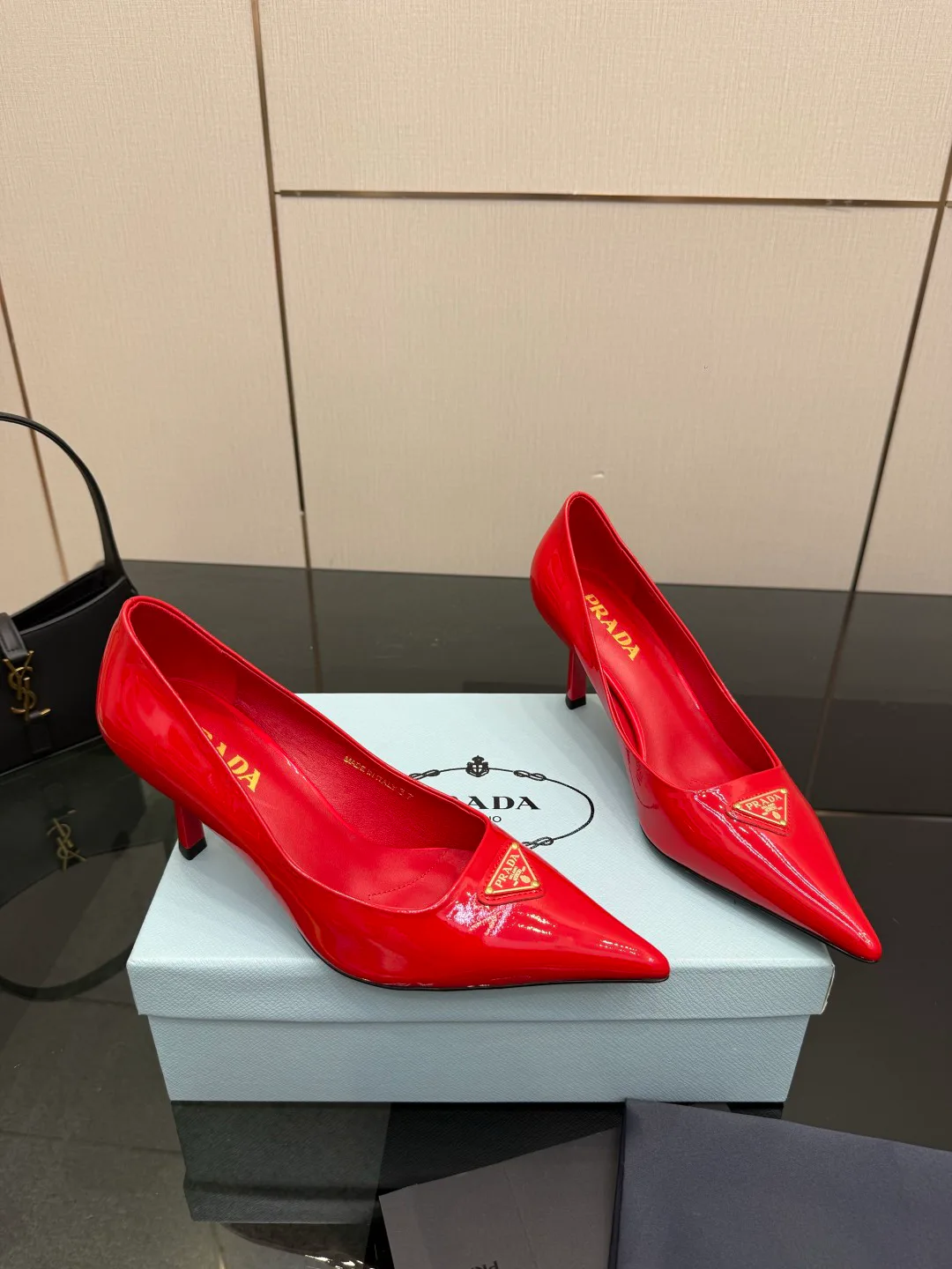 Туфли Женские Prada 11578979