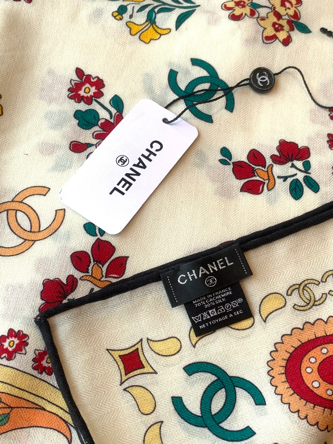 Платки Chanel 10627759