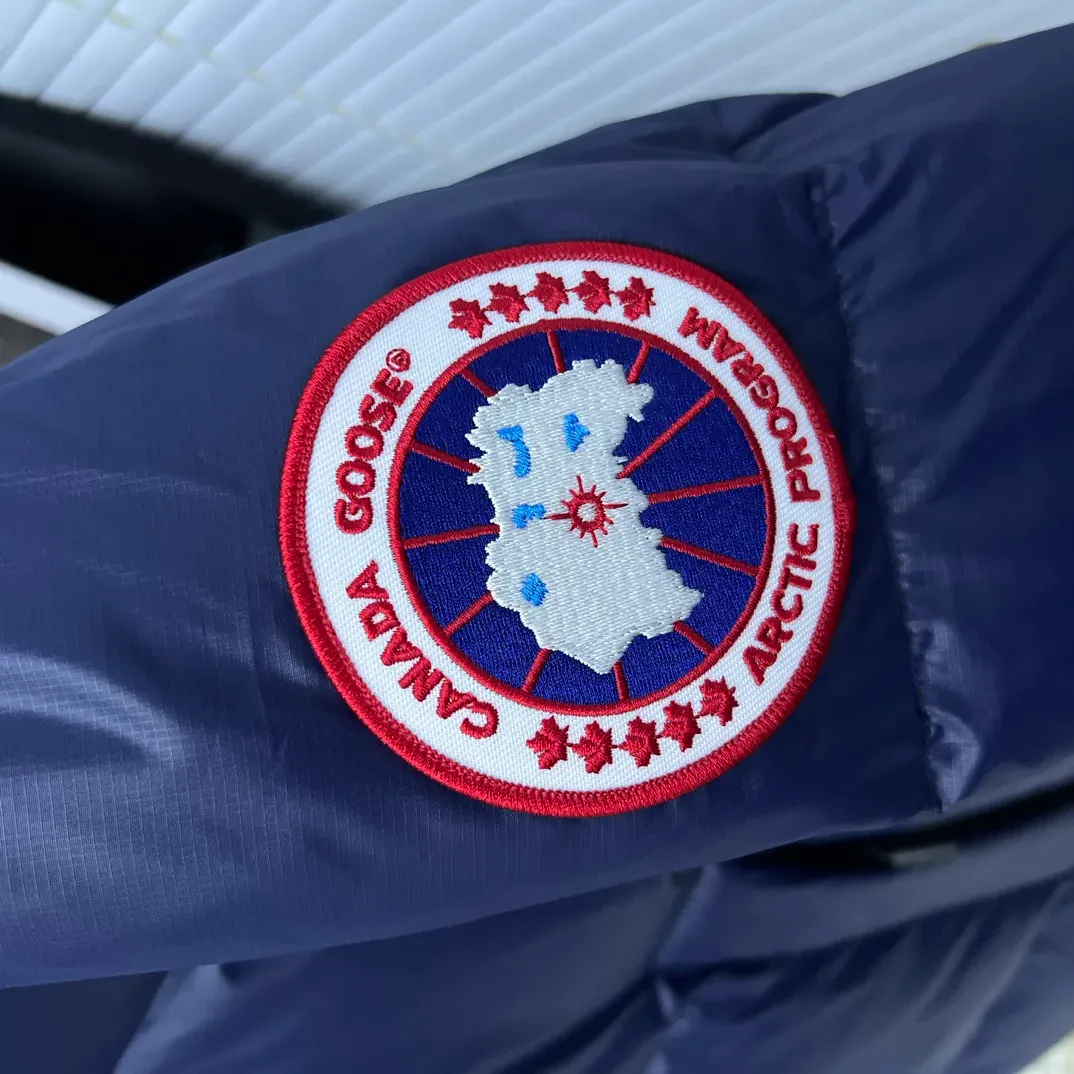 Пуховики Женские Canada Goose 483175