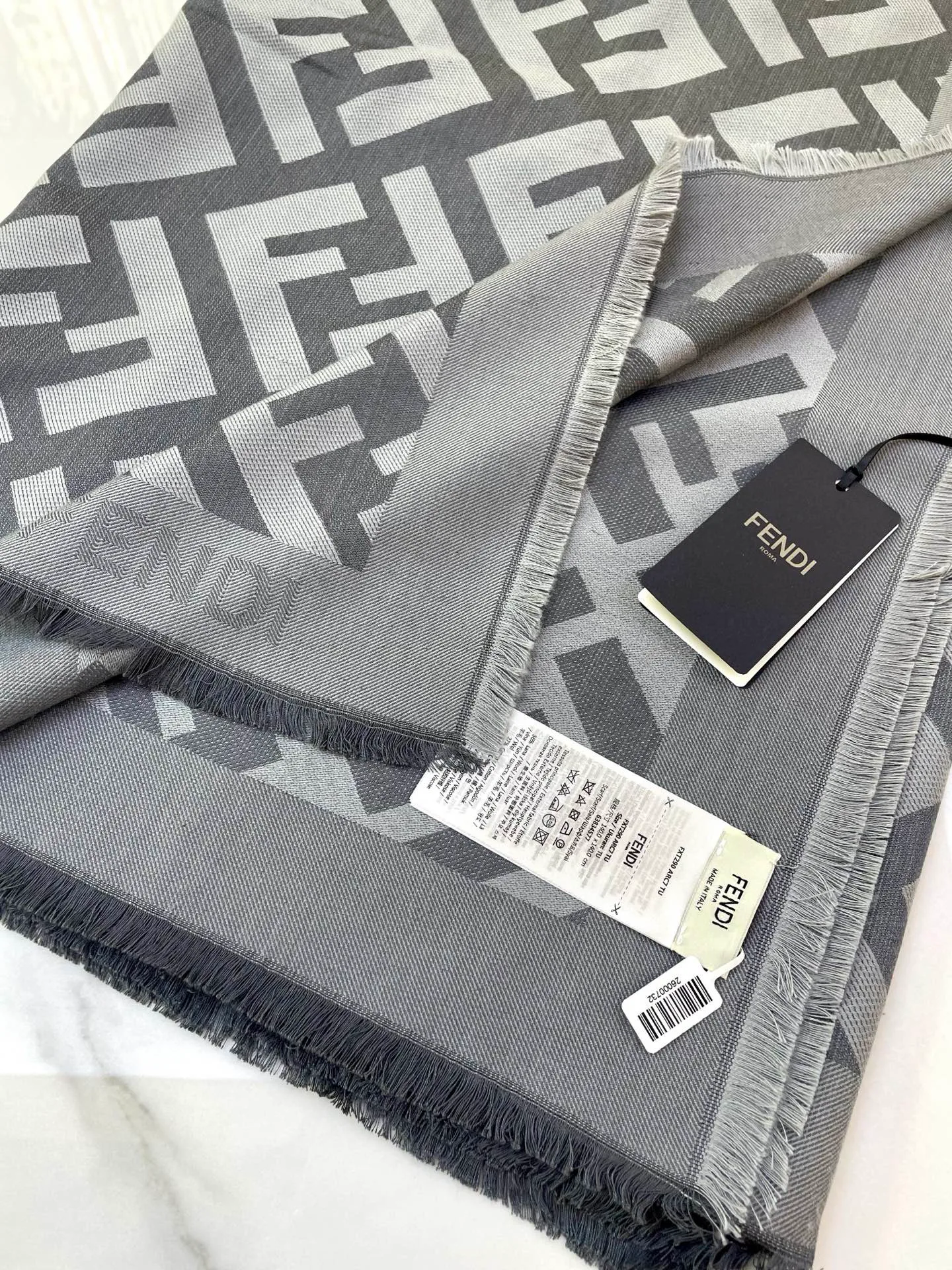 Шарфы Fendi 1981506