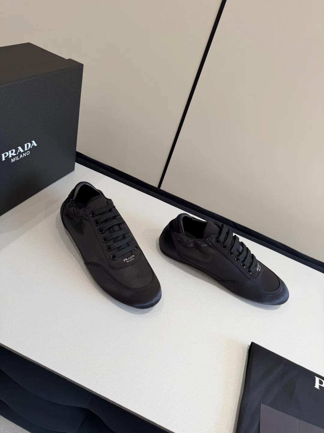 Кроссовки Женские Prada 1318422