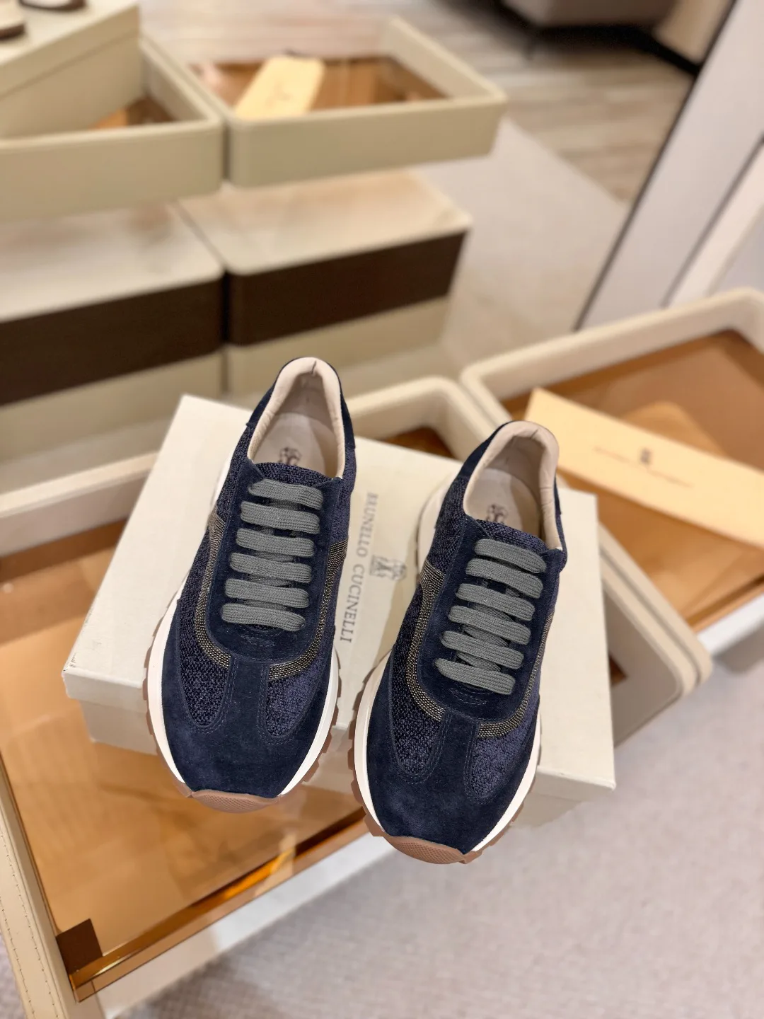 Кроссовки Женские Brunello Cucinelli 18813011