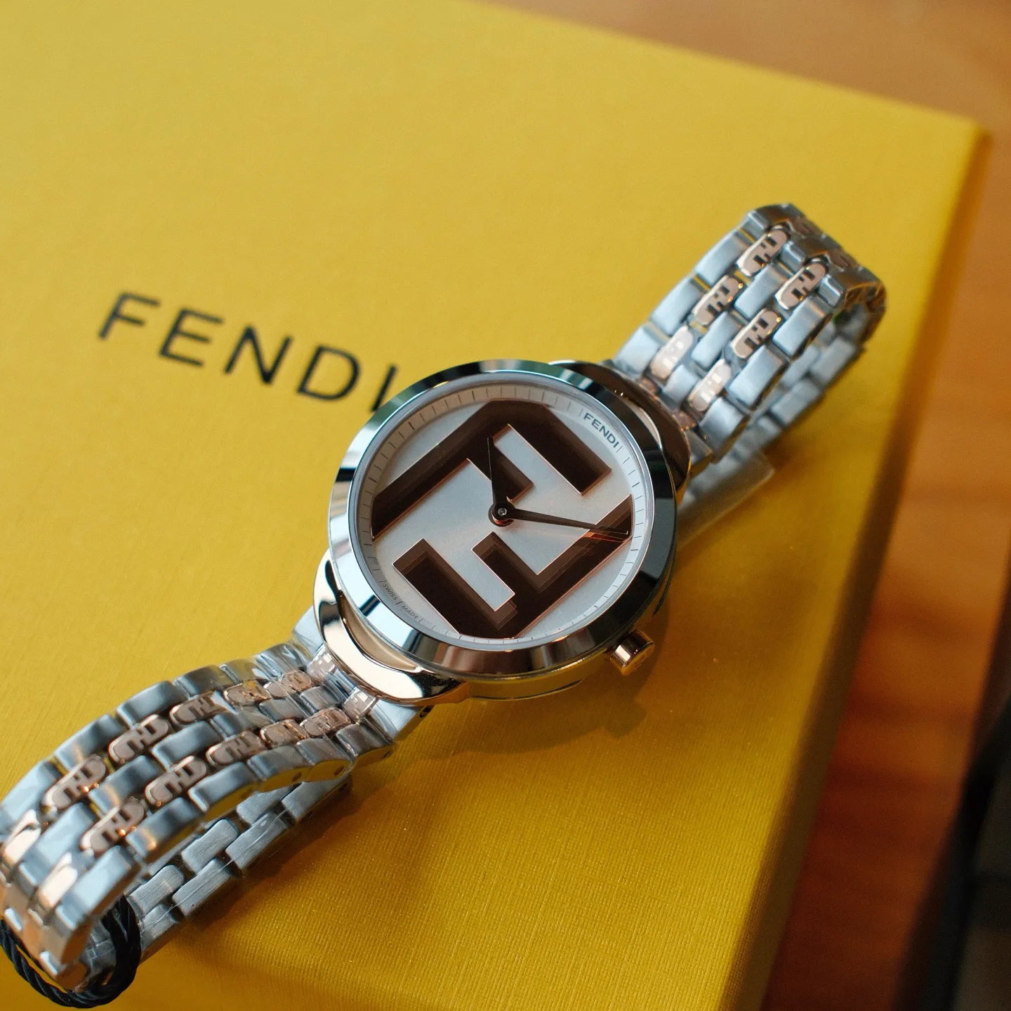 Часы Женские Fendi 1662984