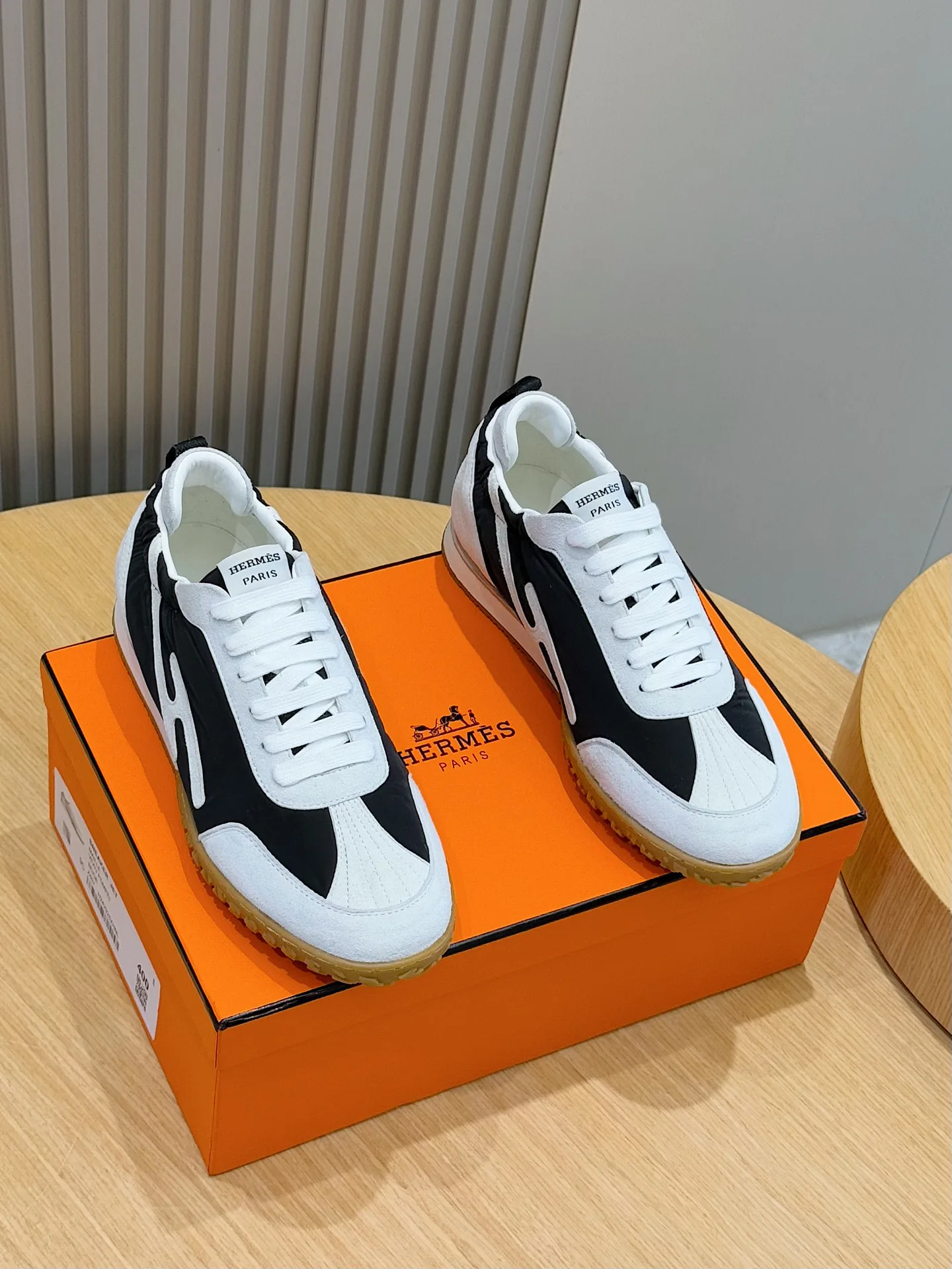 Кроссовки Женские Hermes 17569