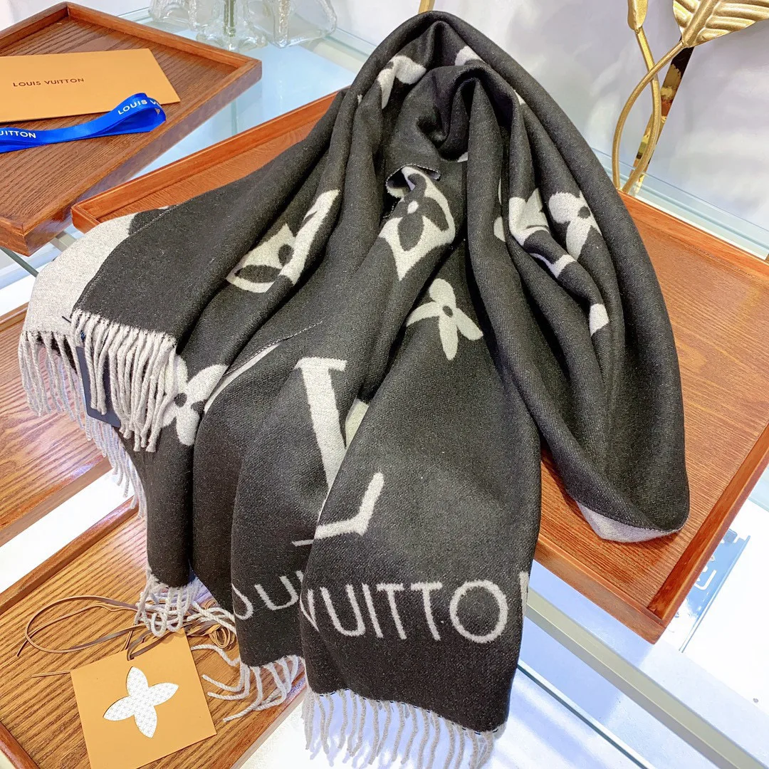 Шарфы Louis Vuitton 18105680