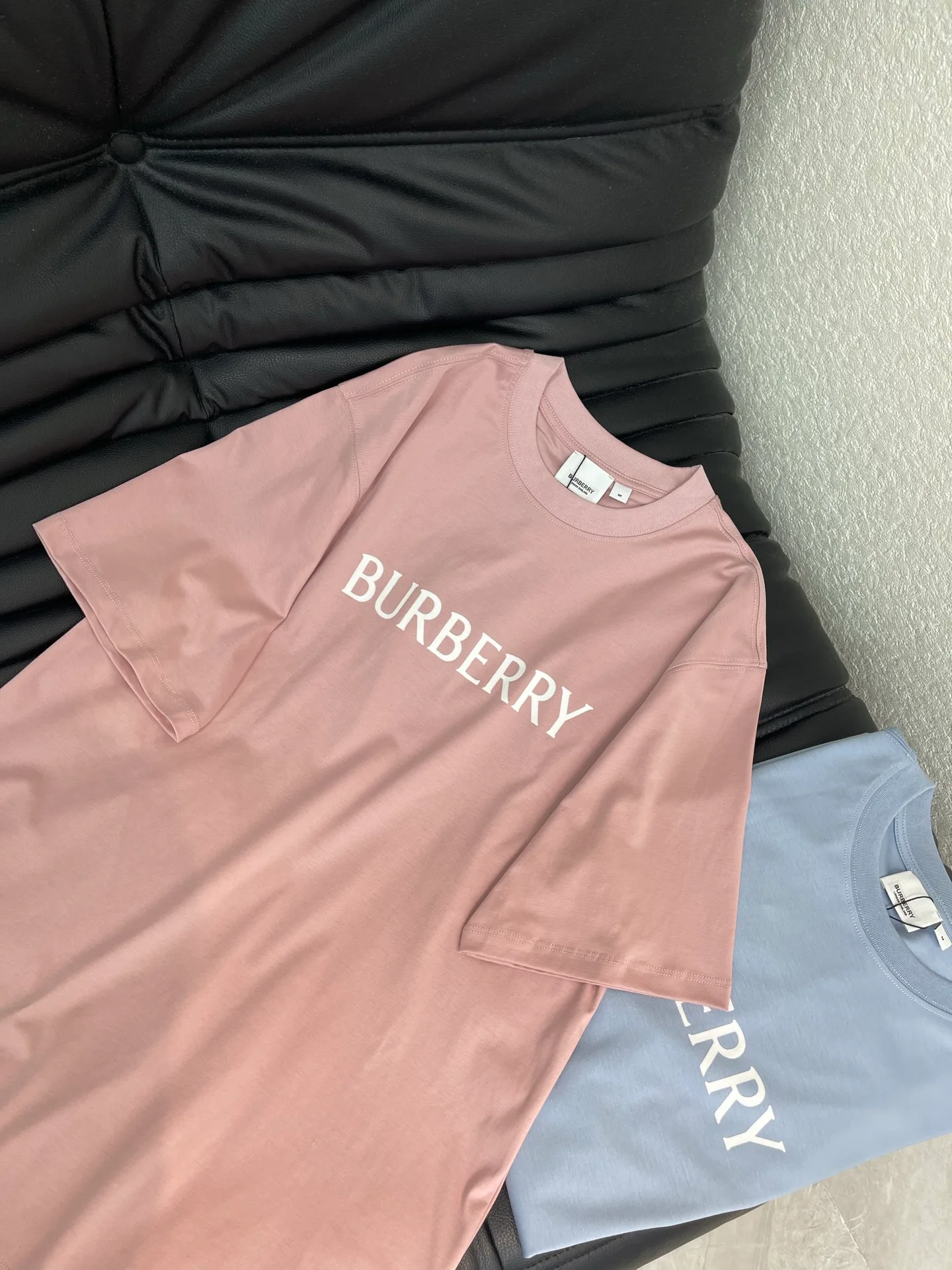 Футболки Женские Burberry 14351379