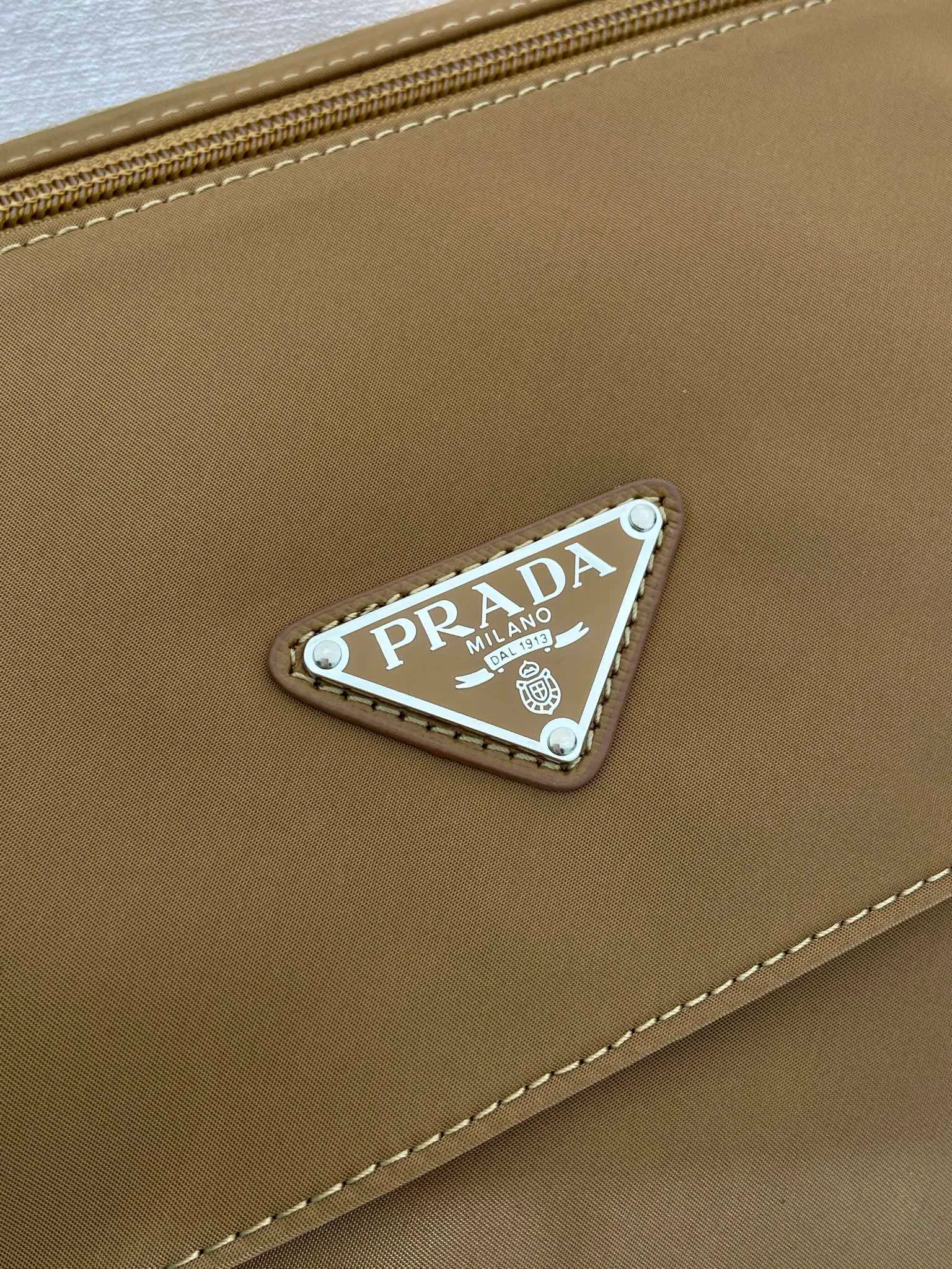 Сумки На Ремне Женские Prada 13162707