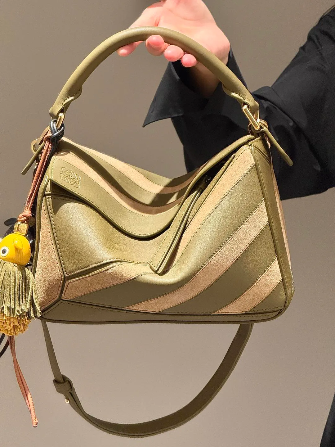 Классические Сумки Женские Loewe 11210986