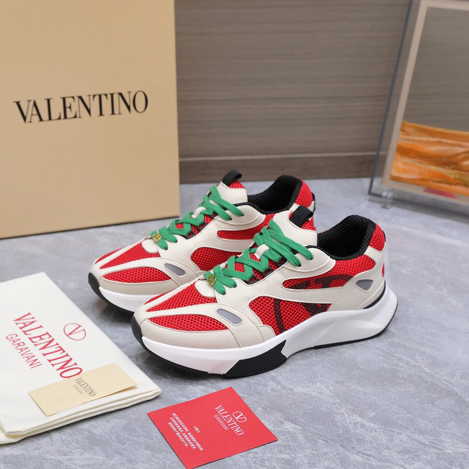 Кроссовки Мужские Valentino 17604593