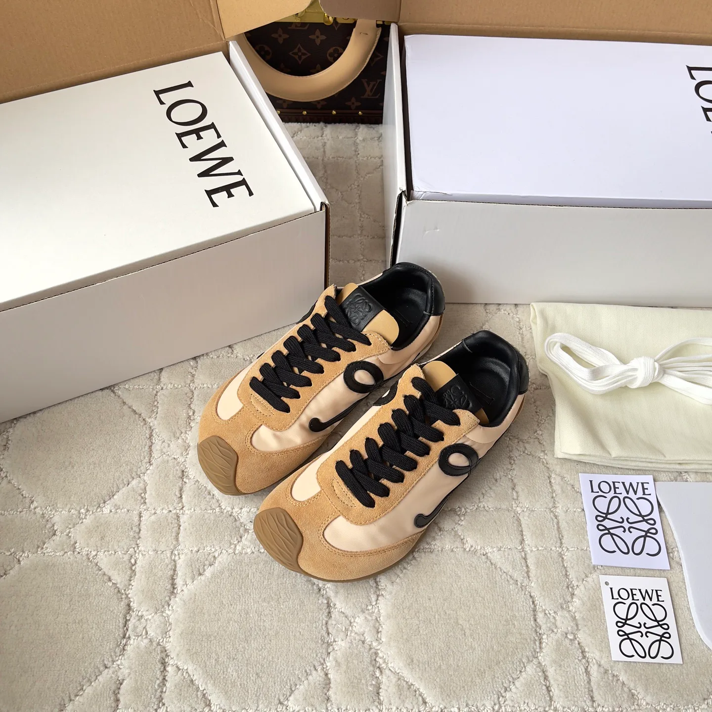 Кроссовки Женские Loewe 18781780
