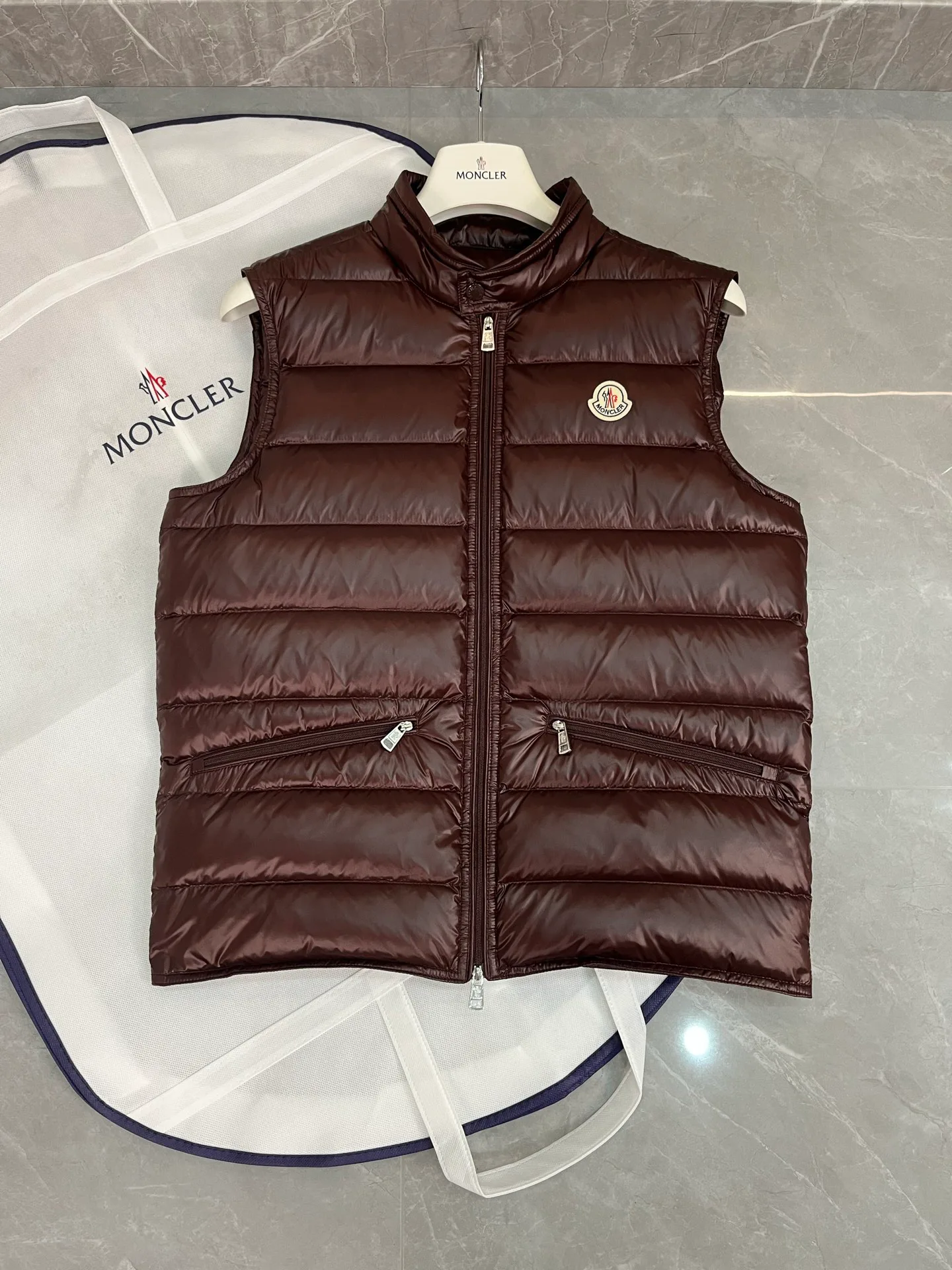 Жилеты Женские Moncler 18199686