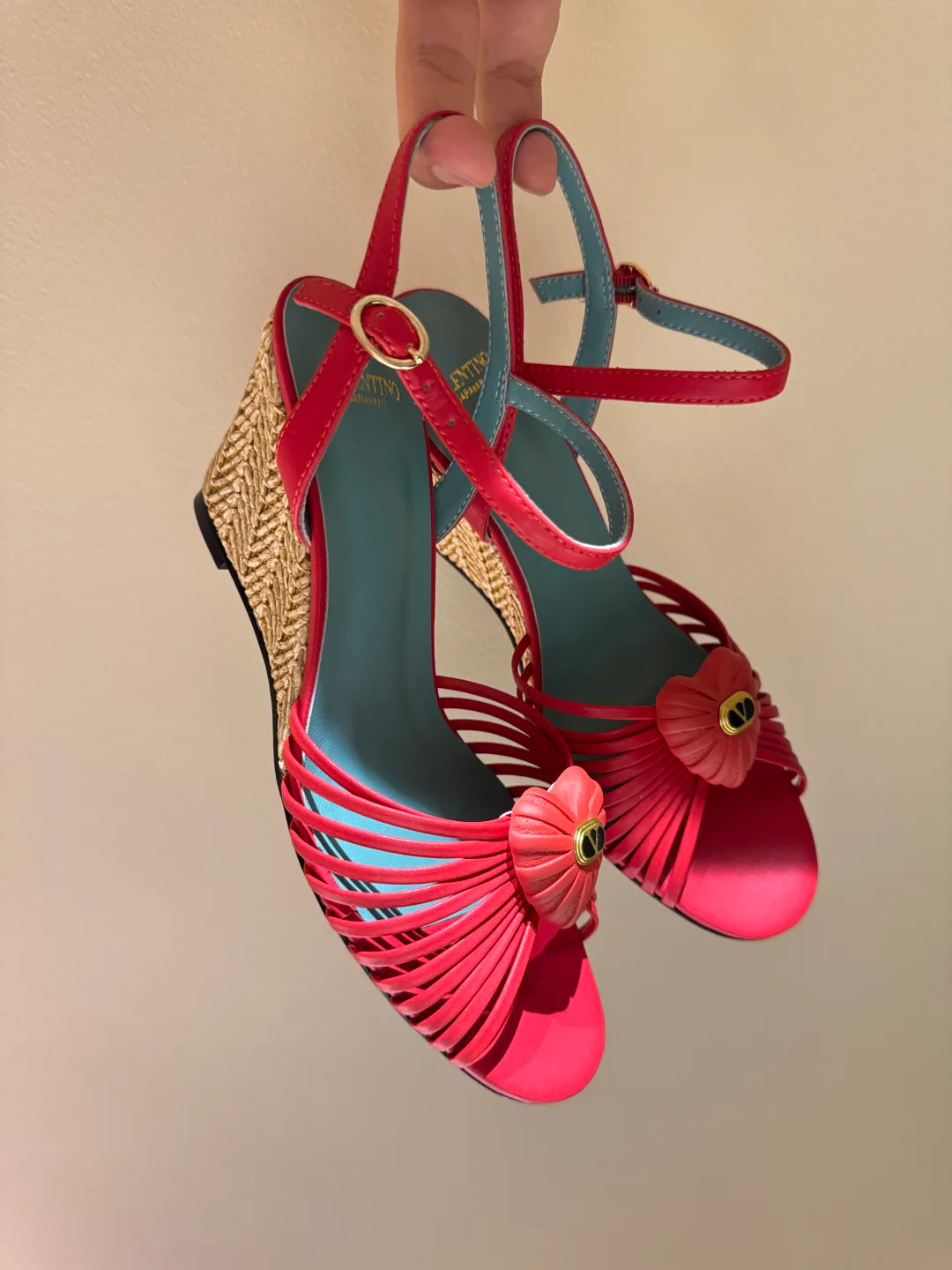 Босоножки Женские Valentino 17968671