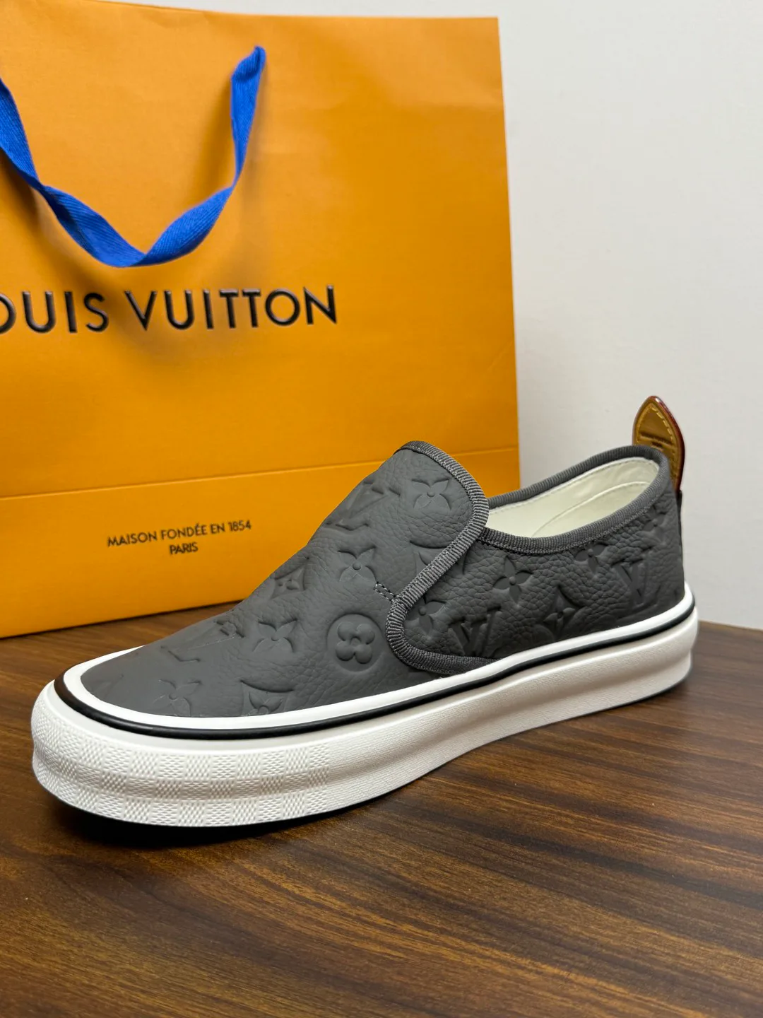 Кроссовки Мужские Louis Vuitton 19716445
