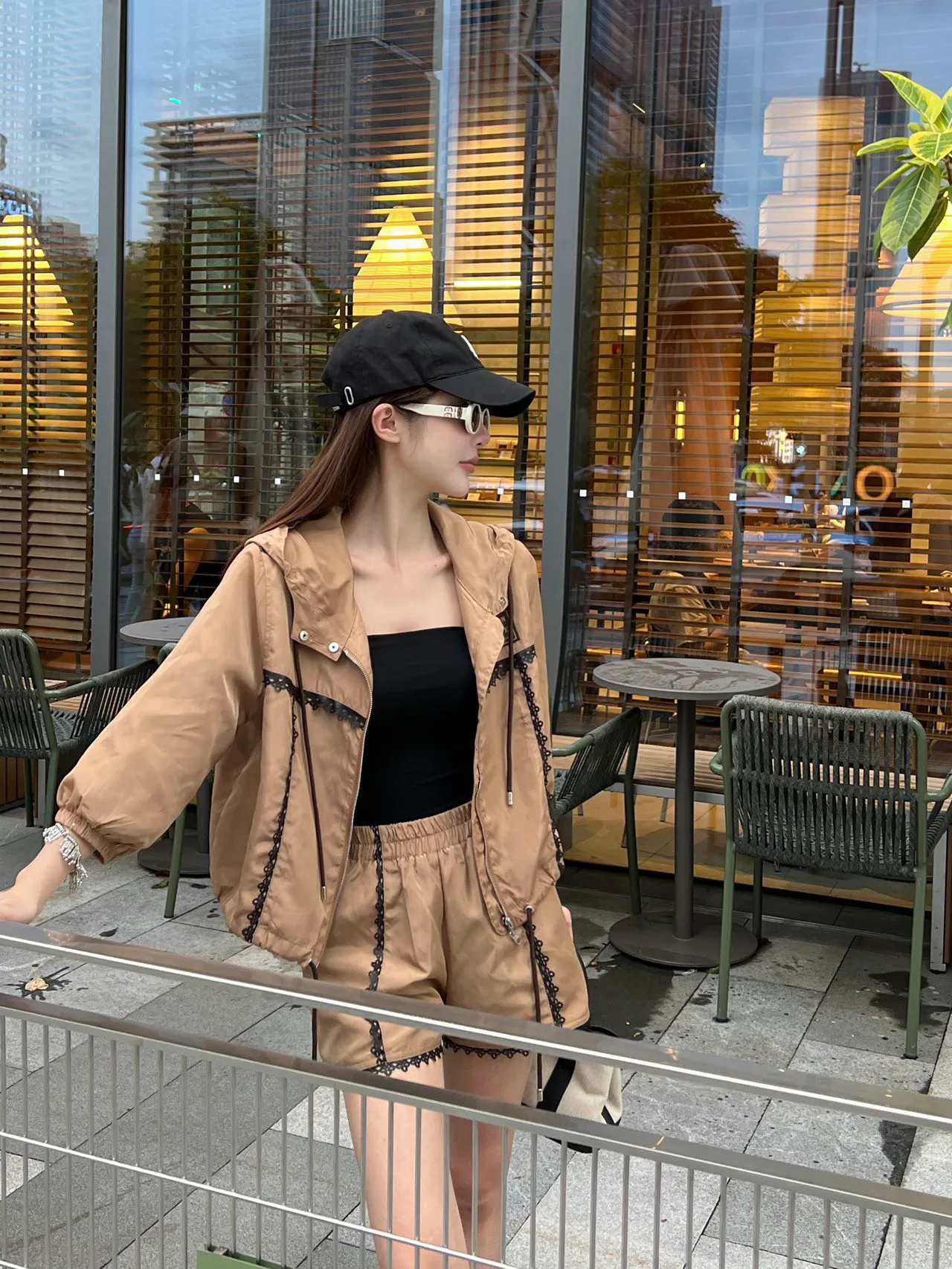 Куртки И Пуховики Женские Louis Vuitton 17164684