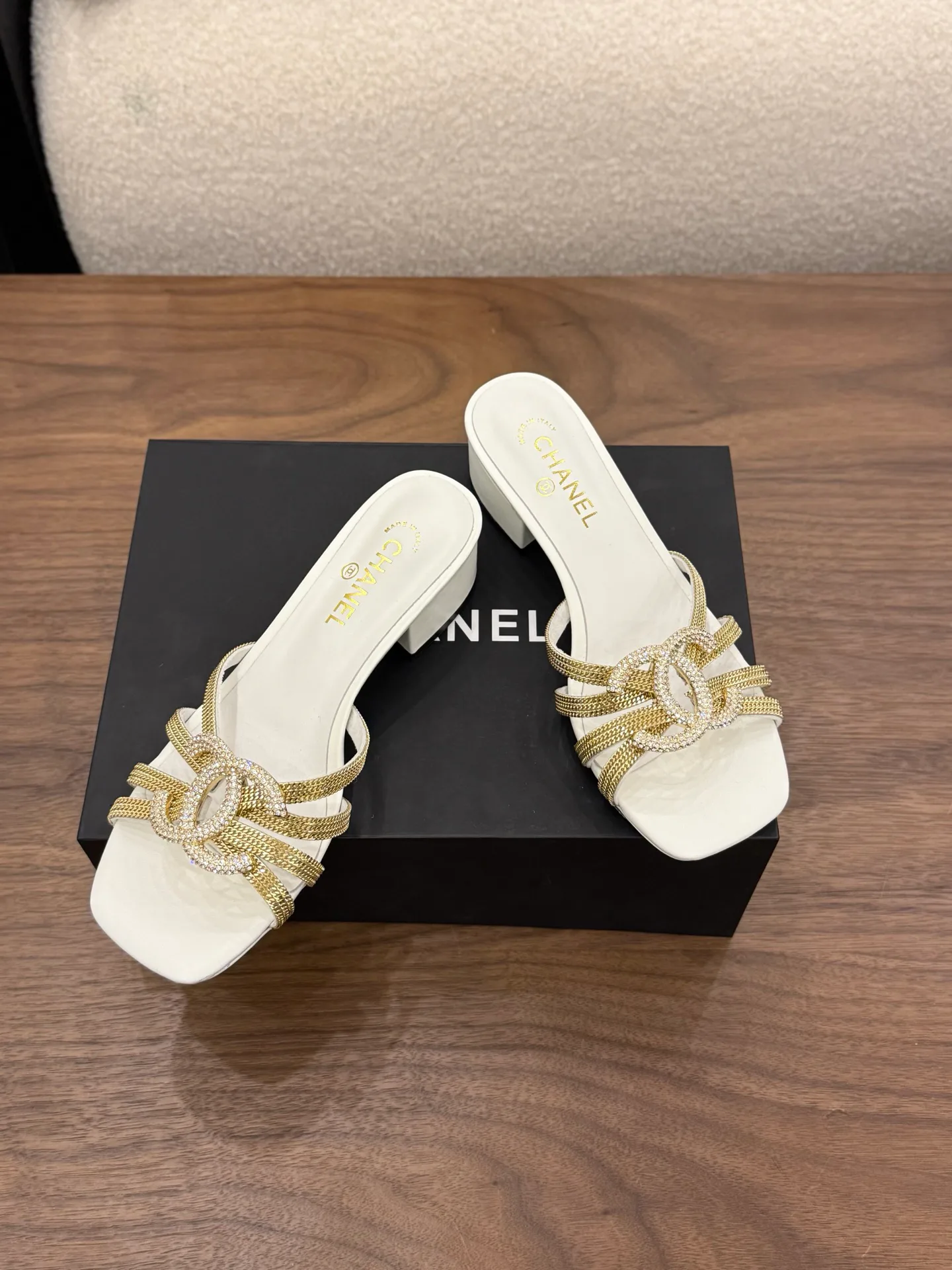 Сандалии Женские Chanel 11559290