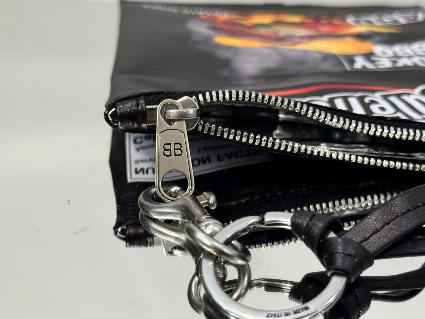 Сумки На Ремне Женские Balenciaga 18135797