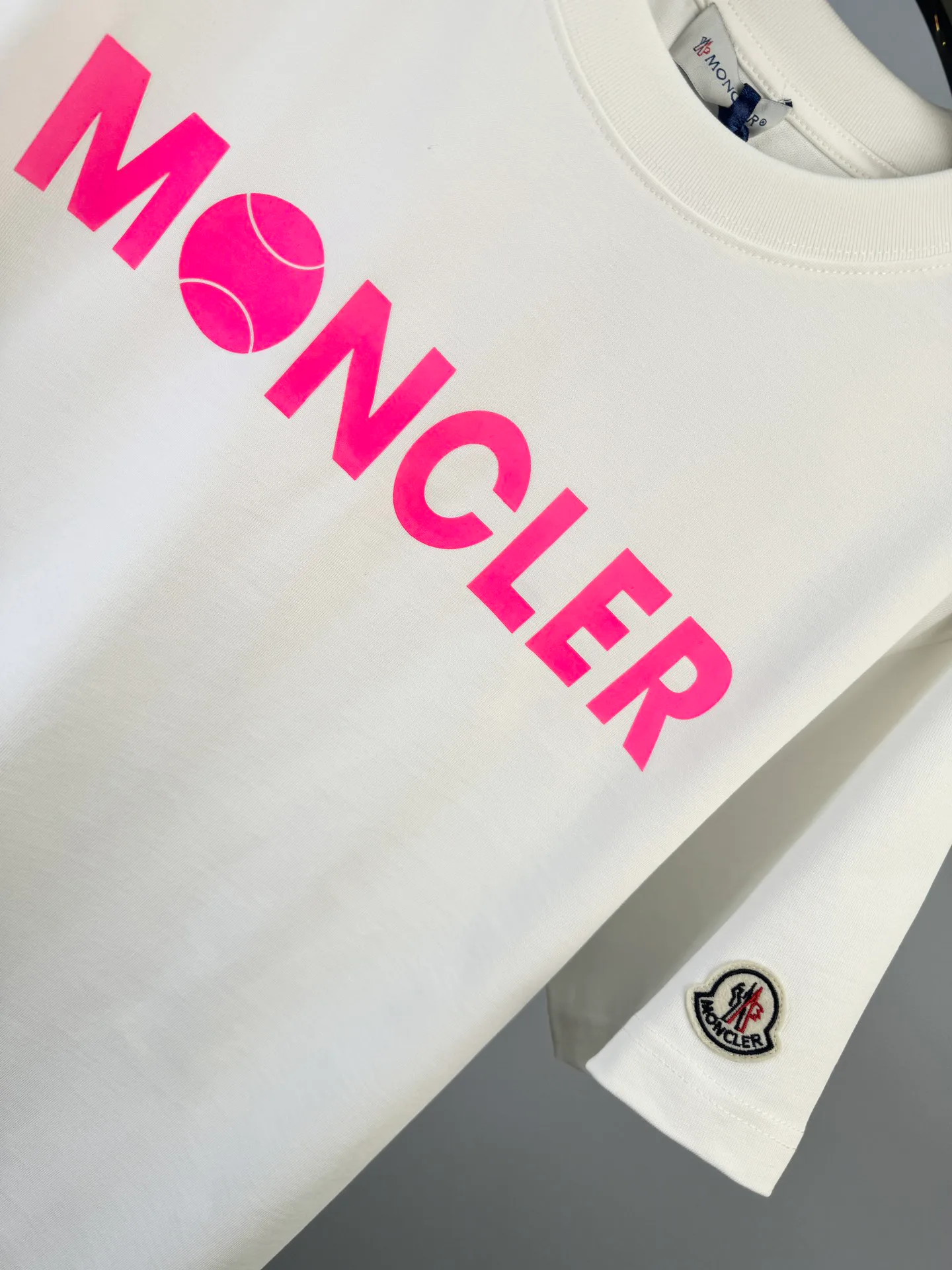 Футболки Женские Moncler 9742