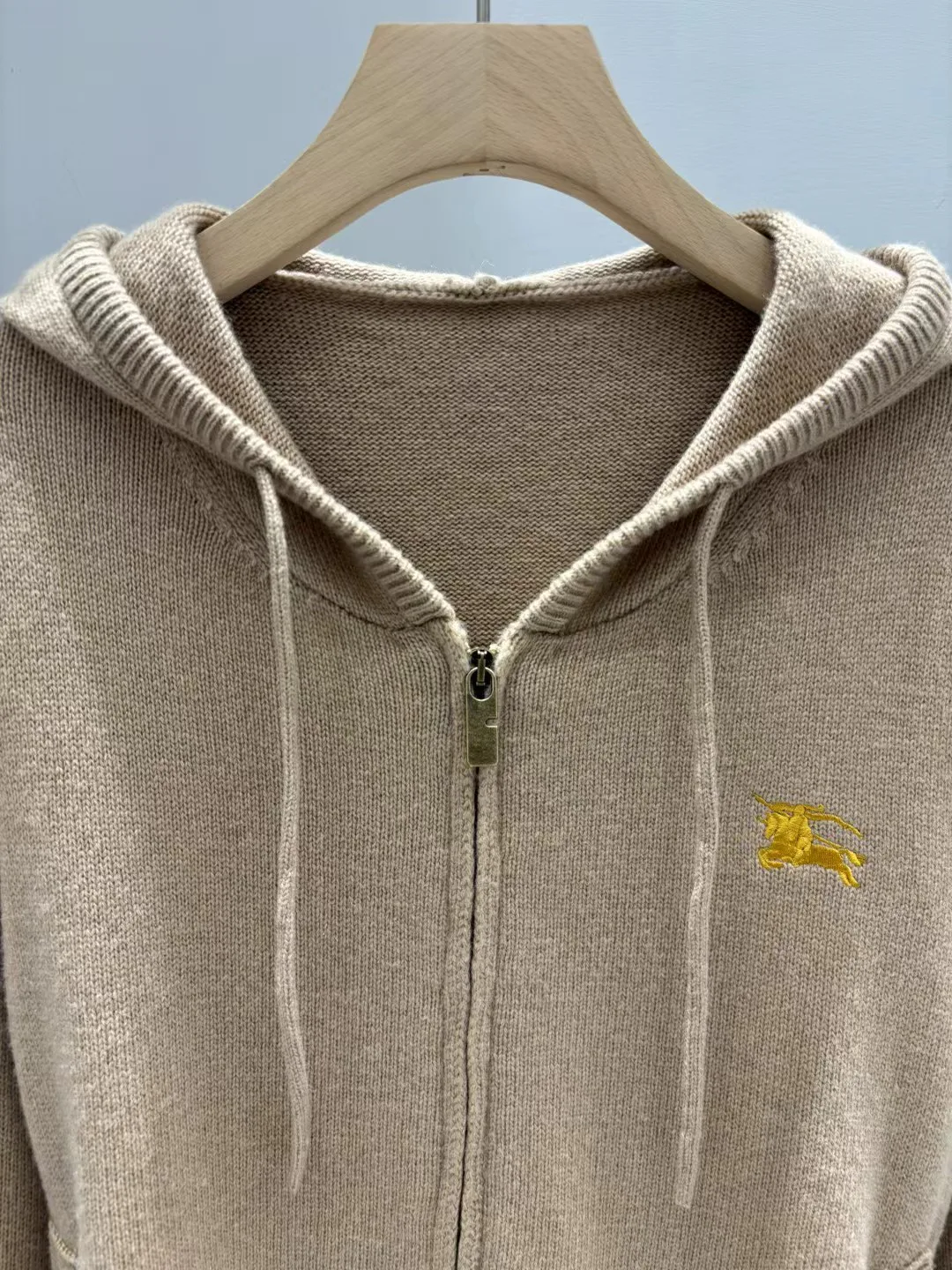 Куртки Женские Burberry 333300