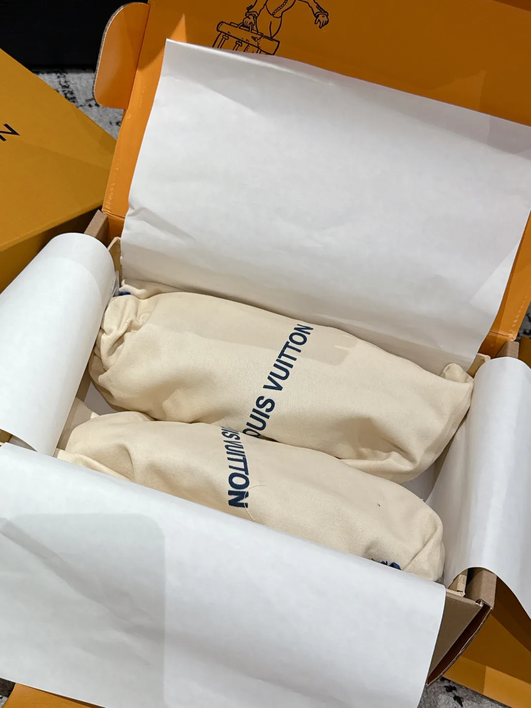 Кеды Женские Louis Vuitton 50106