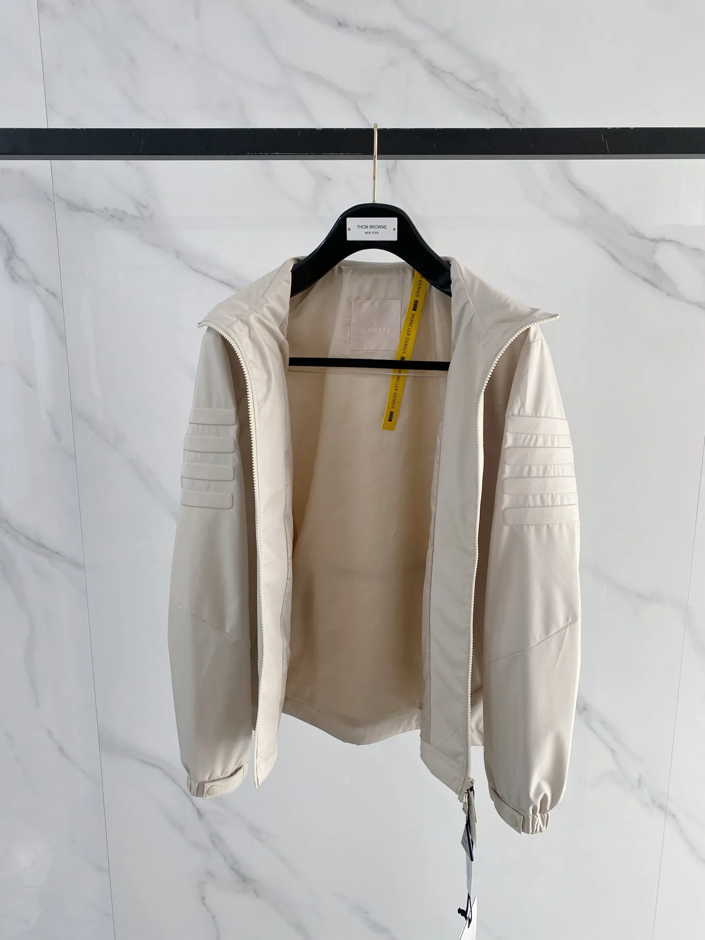 Куртки И Пуховики Мужские Moncler 11664855
