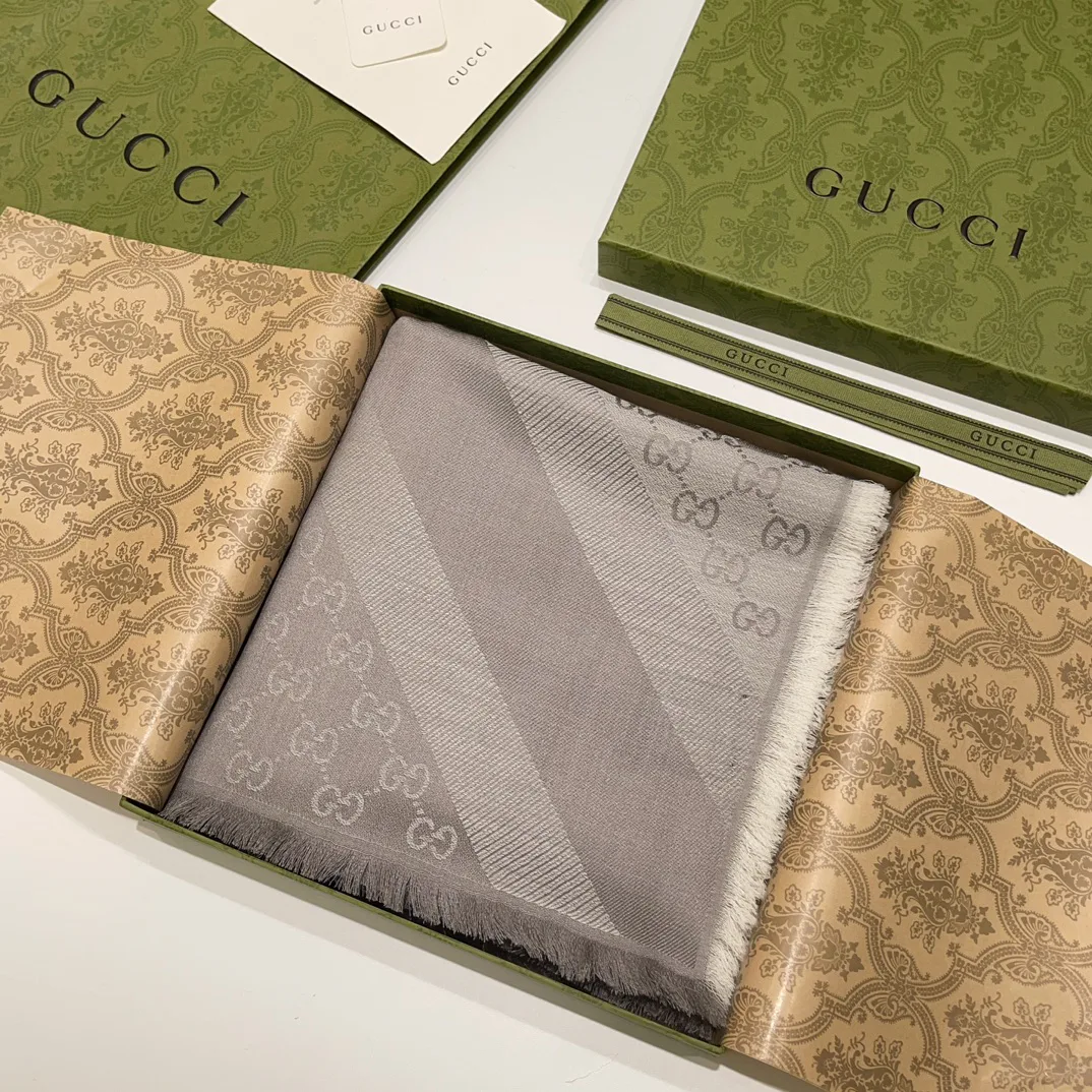 Шарфы Gucci 2193639