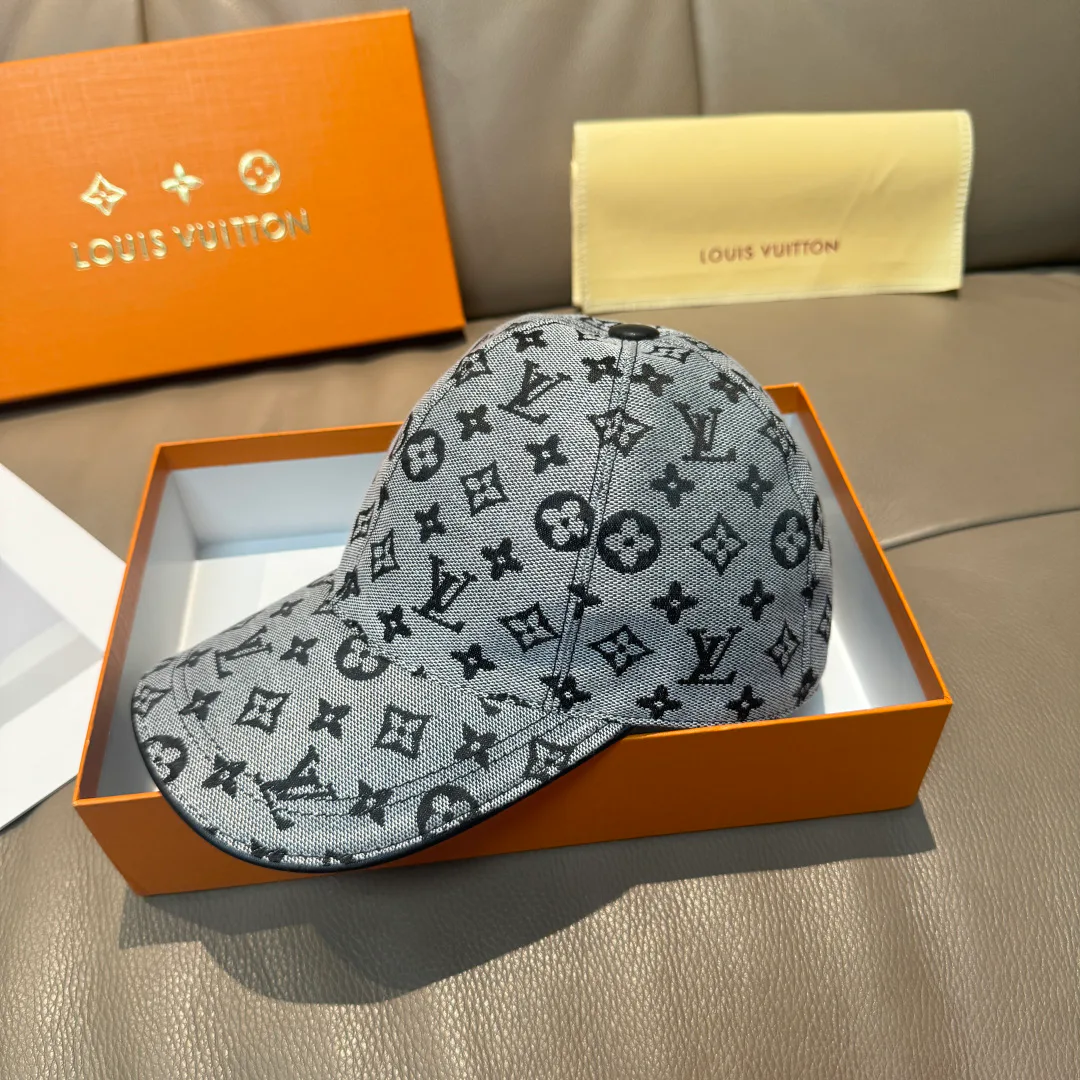 Головные Уборы Louis Vuitton 17515288