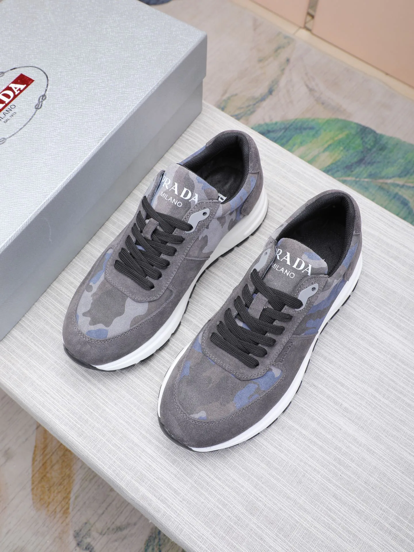 Кроссовки Мужские Prada 10844552