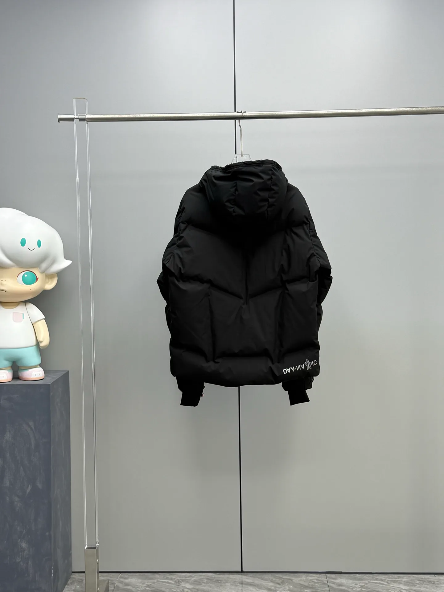 Куртки И Пуховики Женские Moncler 1232145