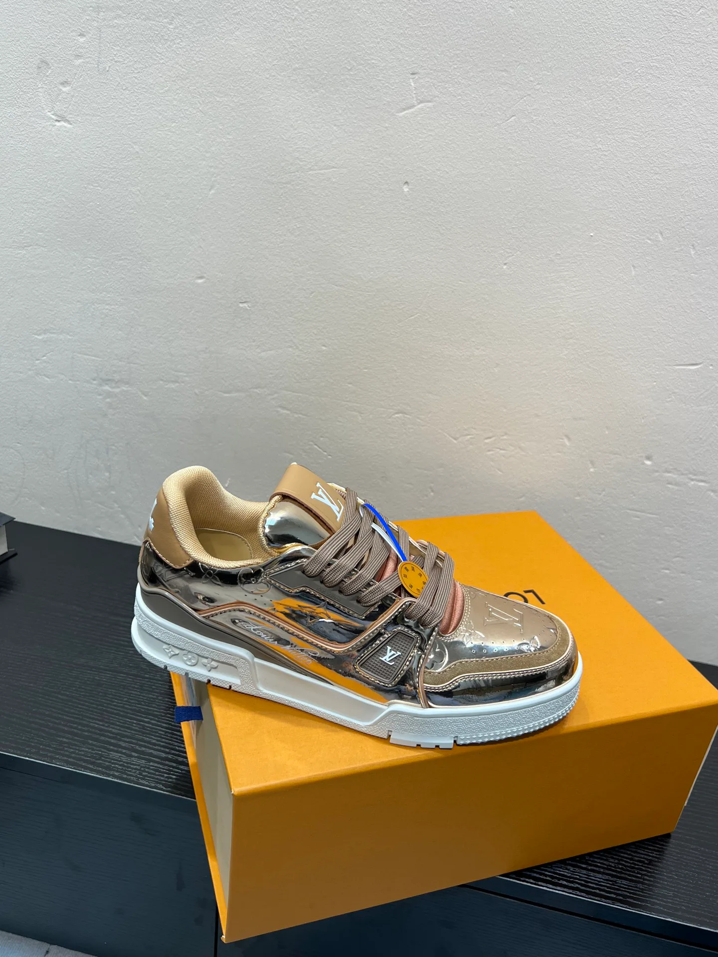 Кроссовки Женские Louis Vuitton 4541282