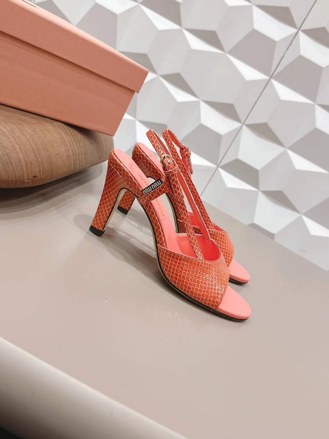 Босоножки Женские Miu Miu 11014322