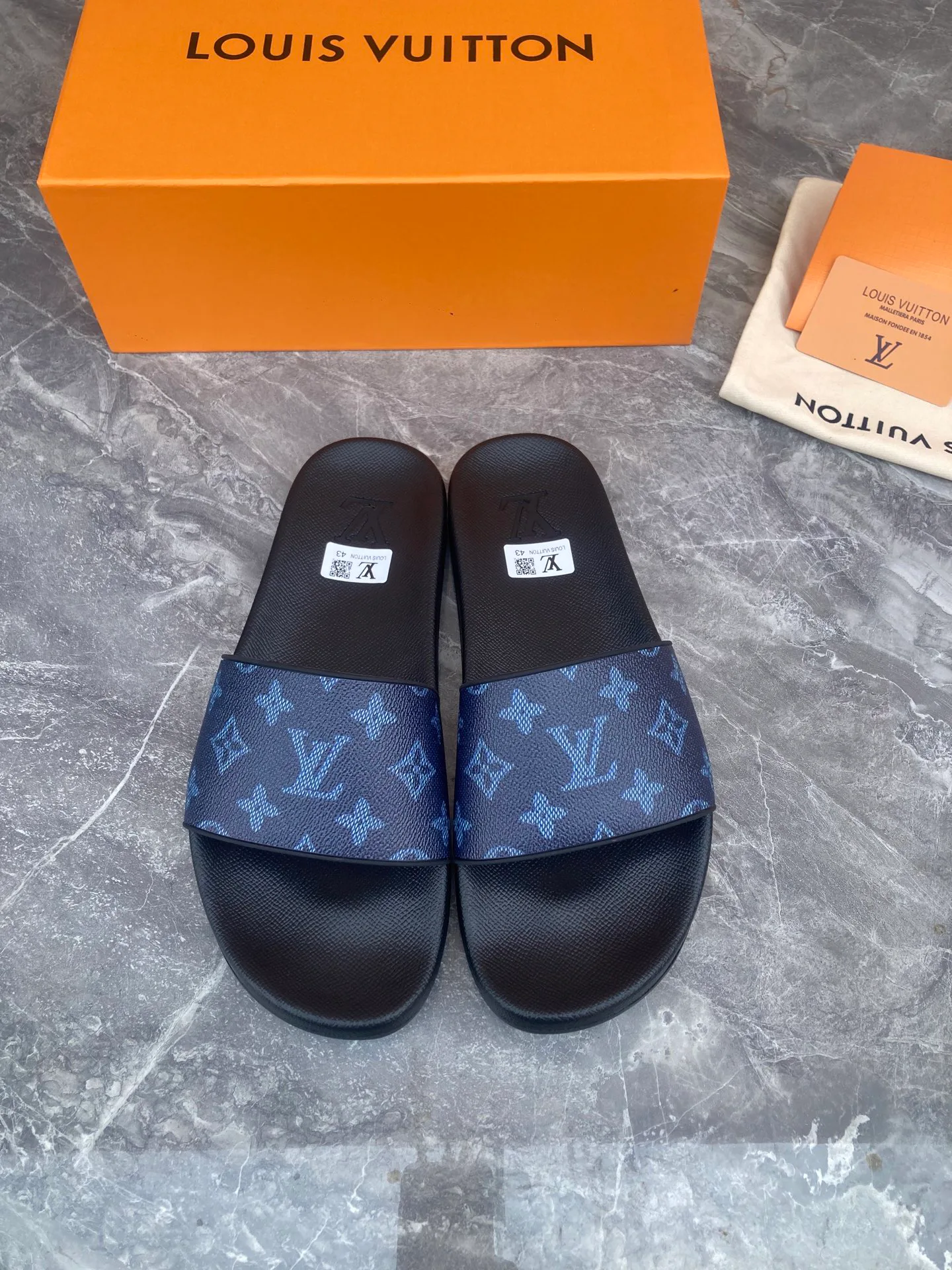 Шлепанцы Женские Louis Vuitton 5879847