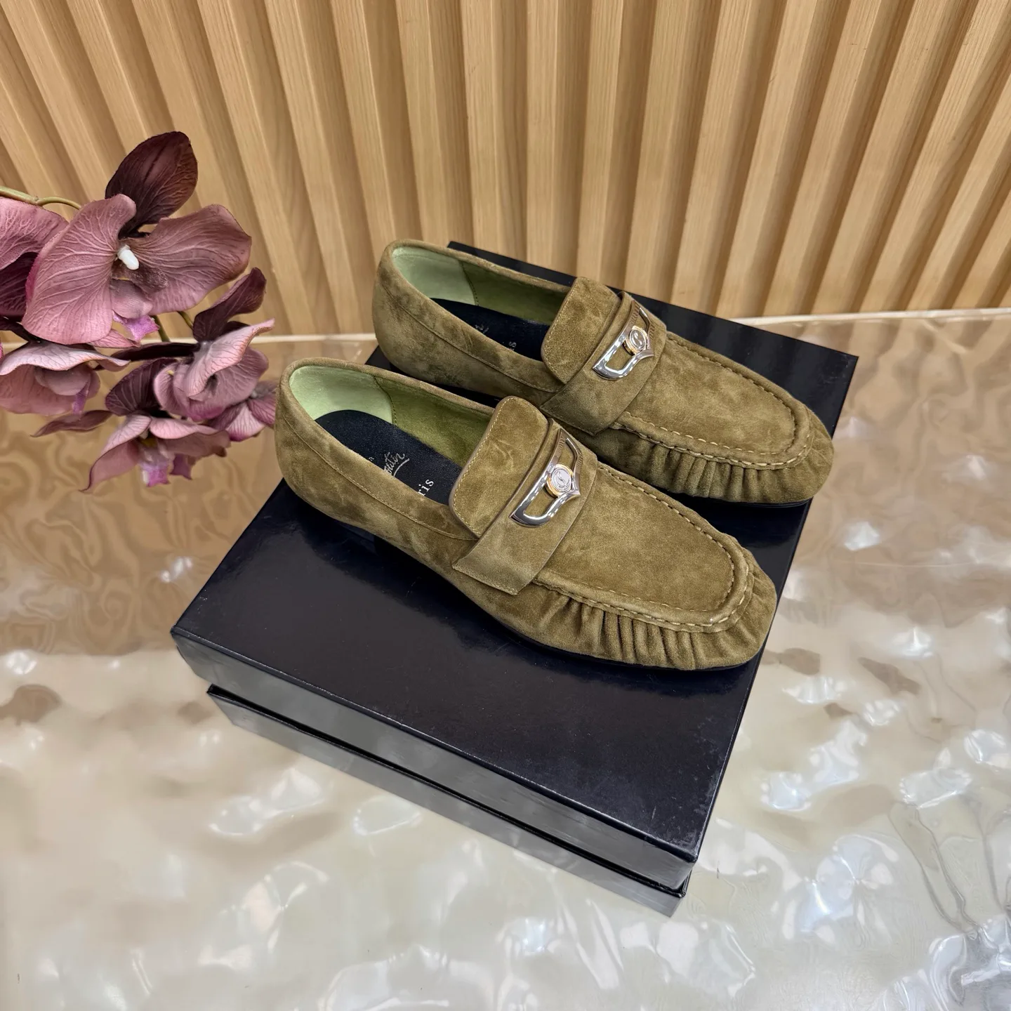 Лоферы И Мокасины Женские Christian Louboutin 18190102