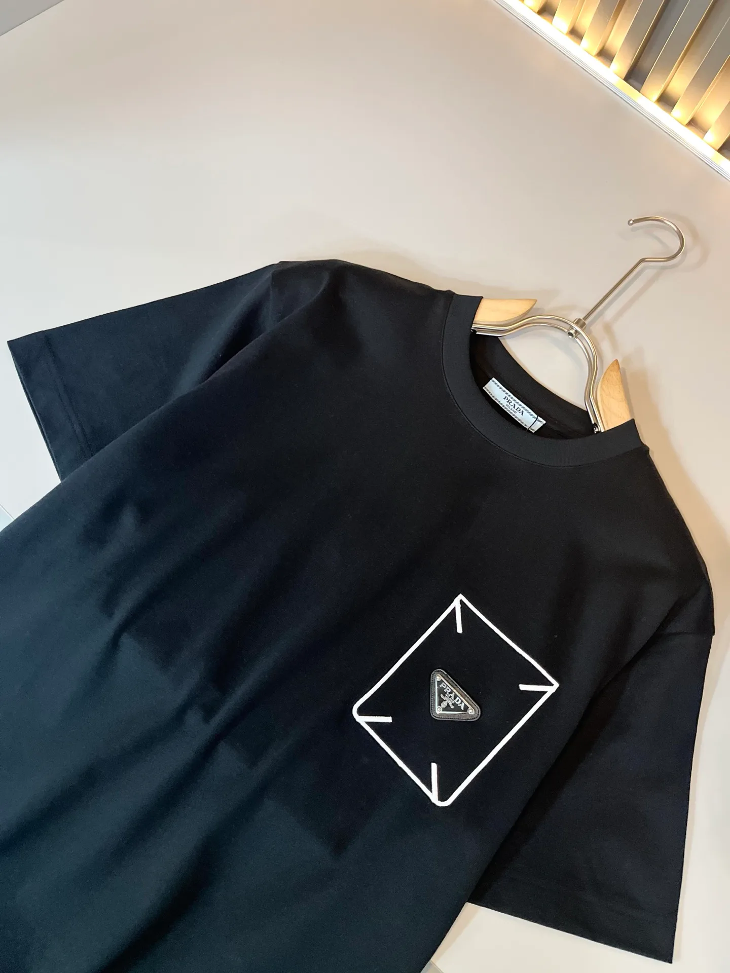 Футболки Женские Prada 11361198