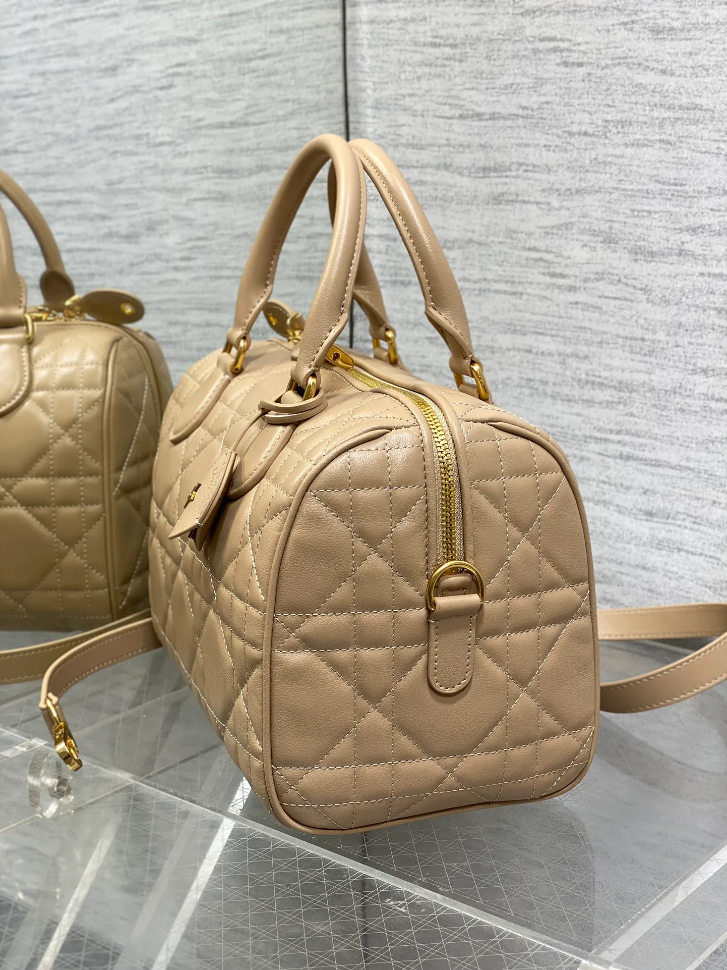 Сумки На Ремне Женские Christian Dior 372747